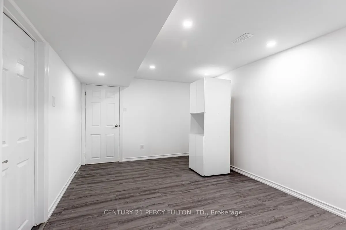 1609 Jaywin Circle E, #Bsmt.
