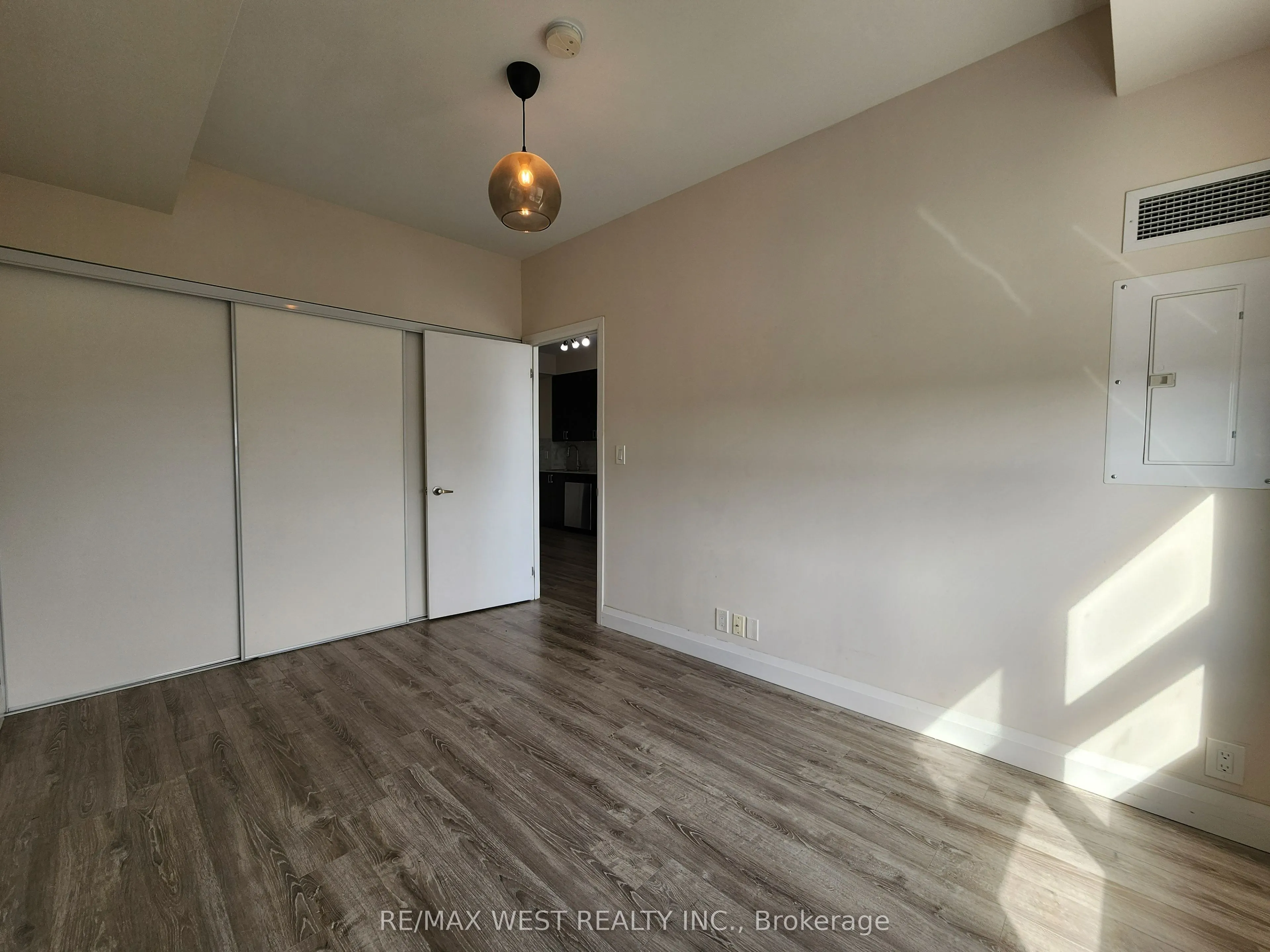 22 East Haven Drive, #PH13