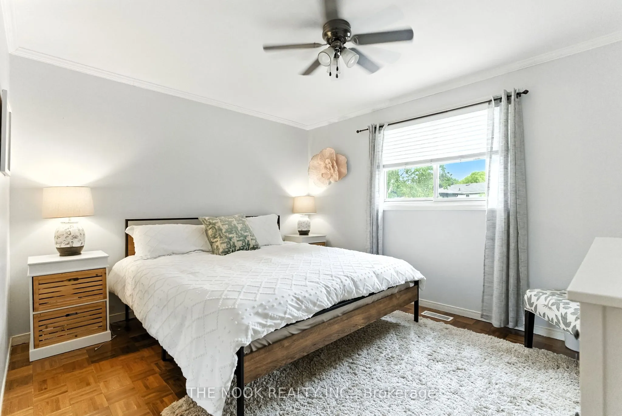 79 Lawrence Crescent