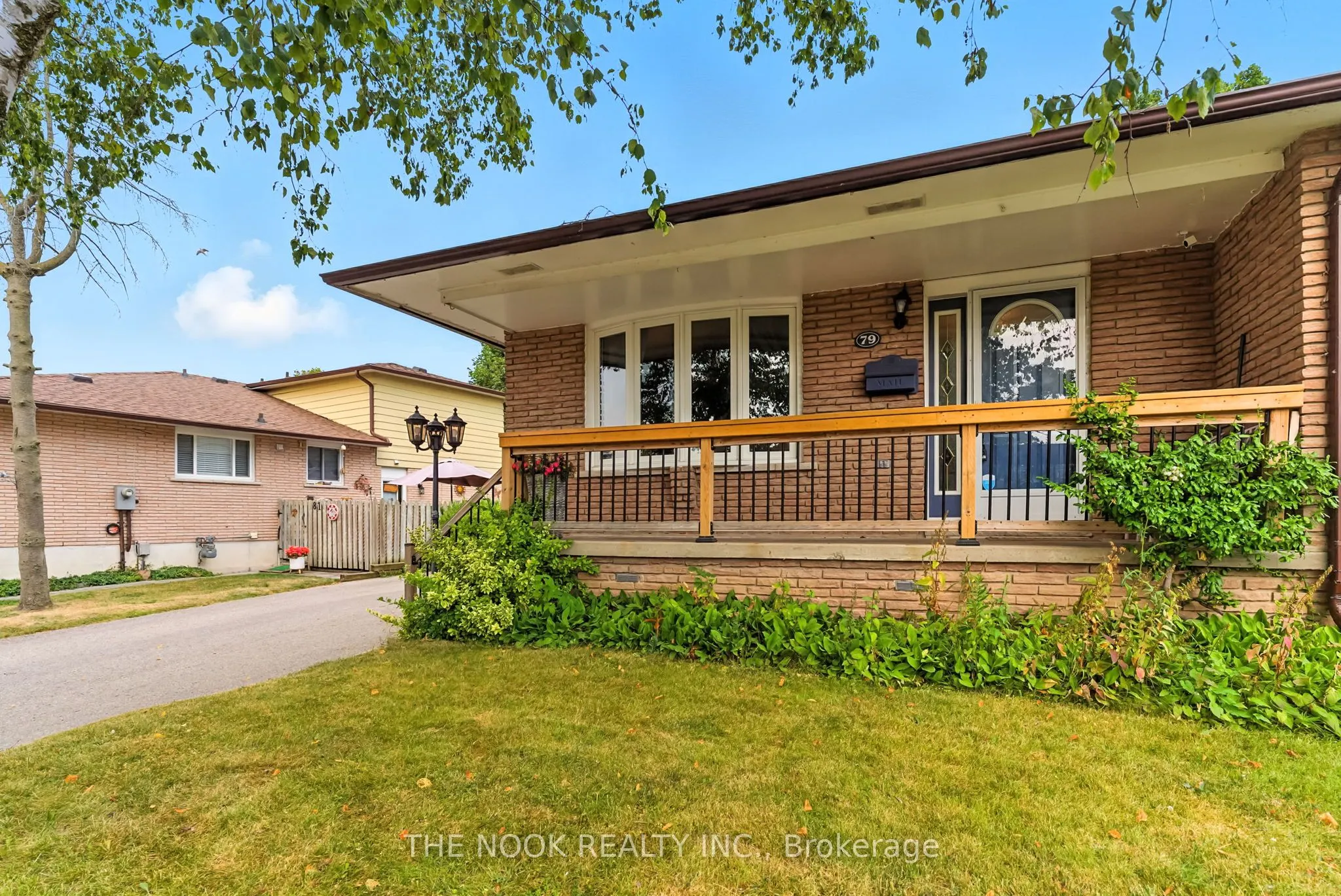 79 Lawrence Crescent