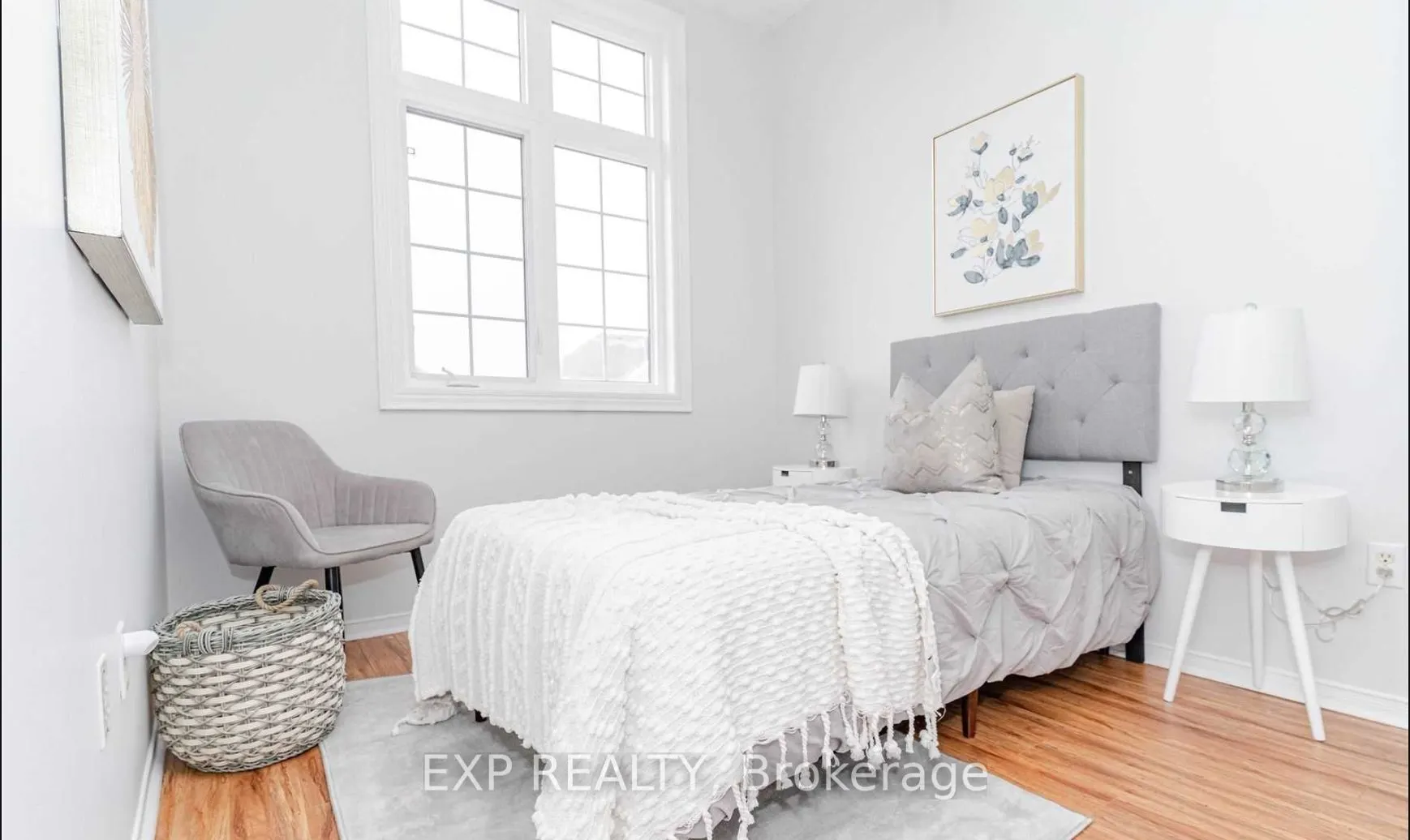 2 Hedge End Road, #28