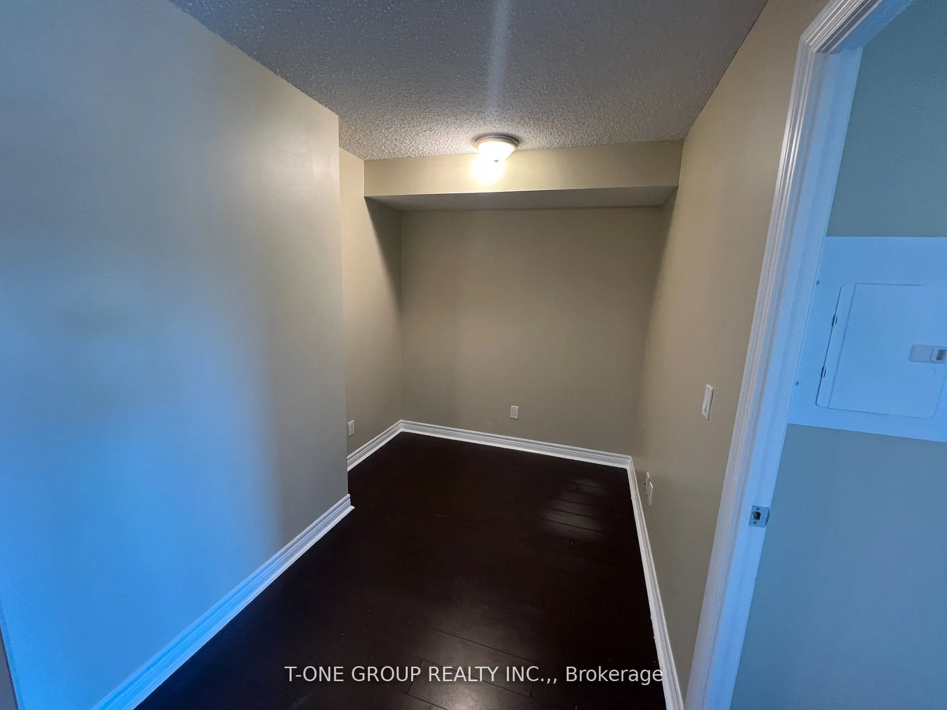 50 Town Centre Court, #401