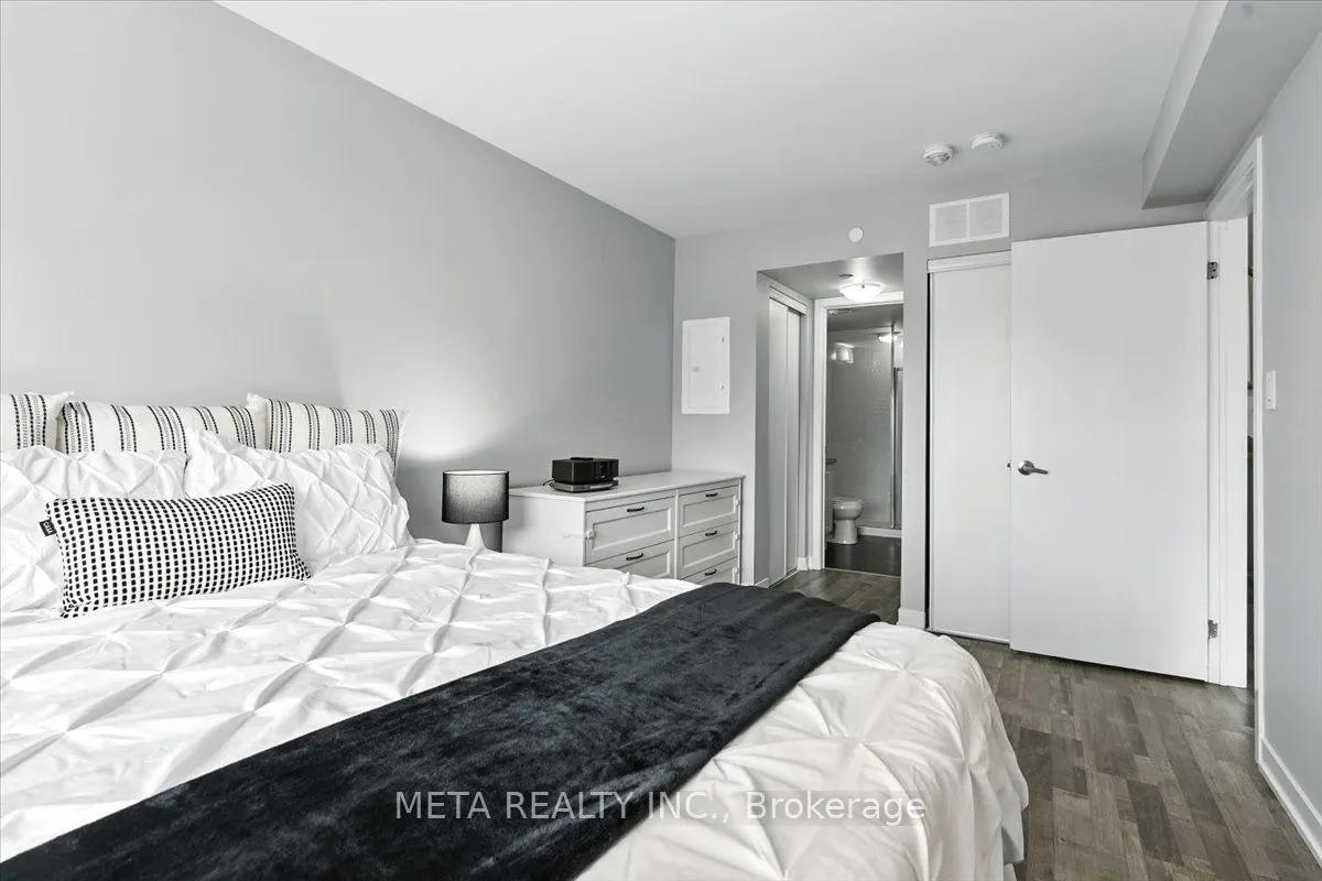 1460 Whites Road, #220