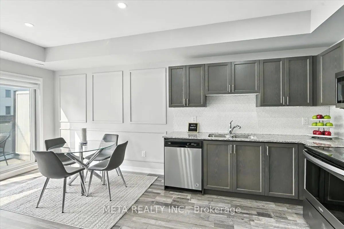 1460 Whites Road, #220