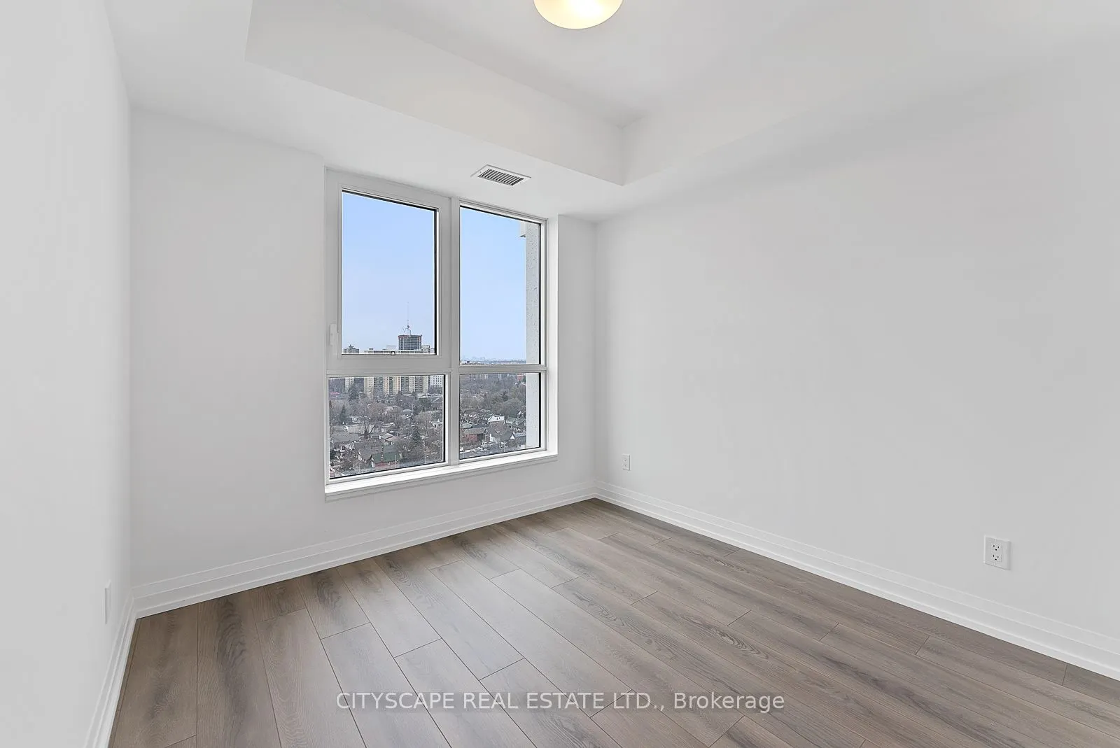 286 Main Street, #1401