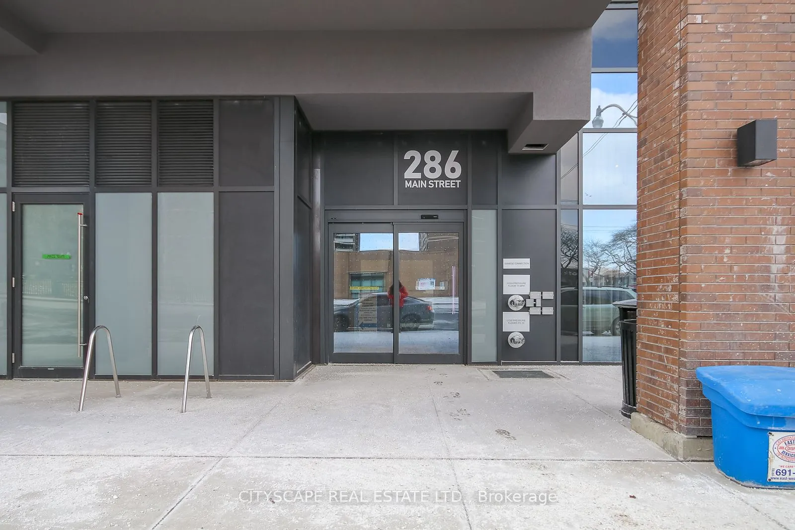286 Main Street, #1401