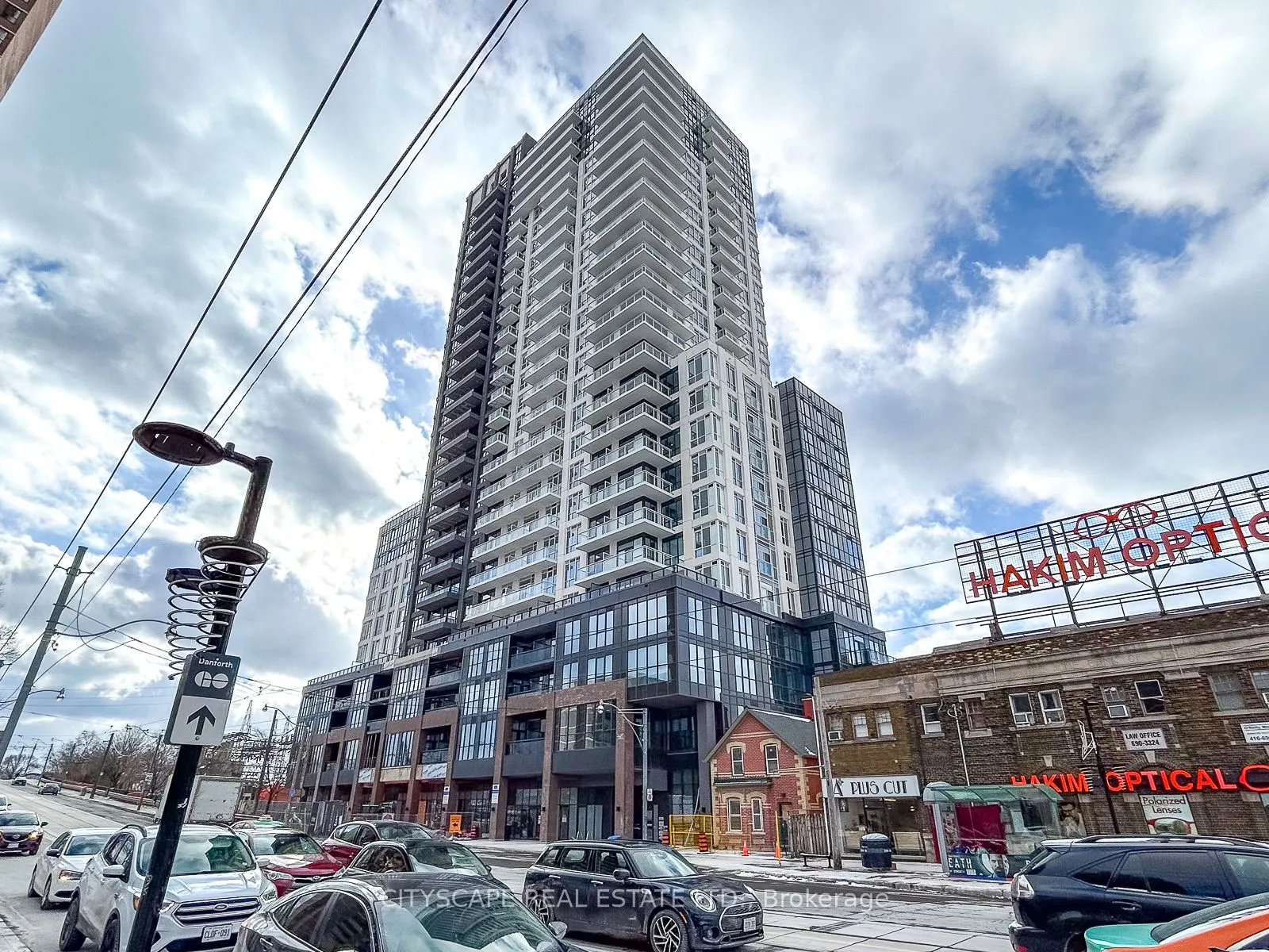 286 Main Street, #1401