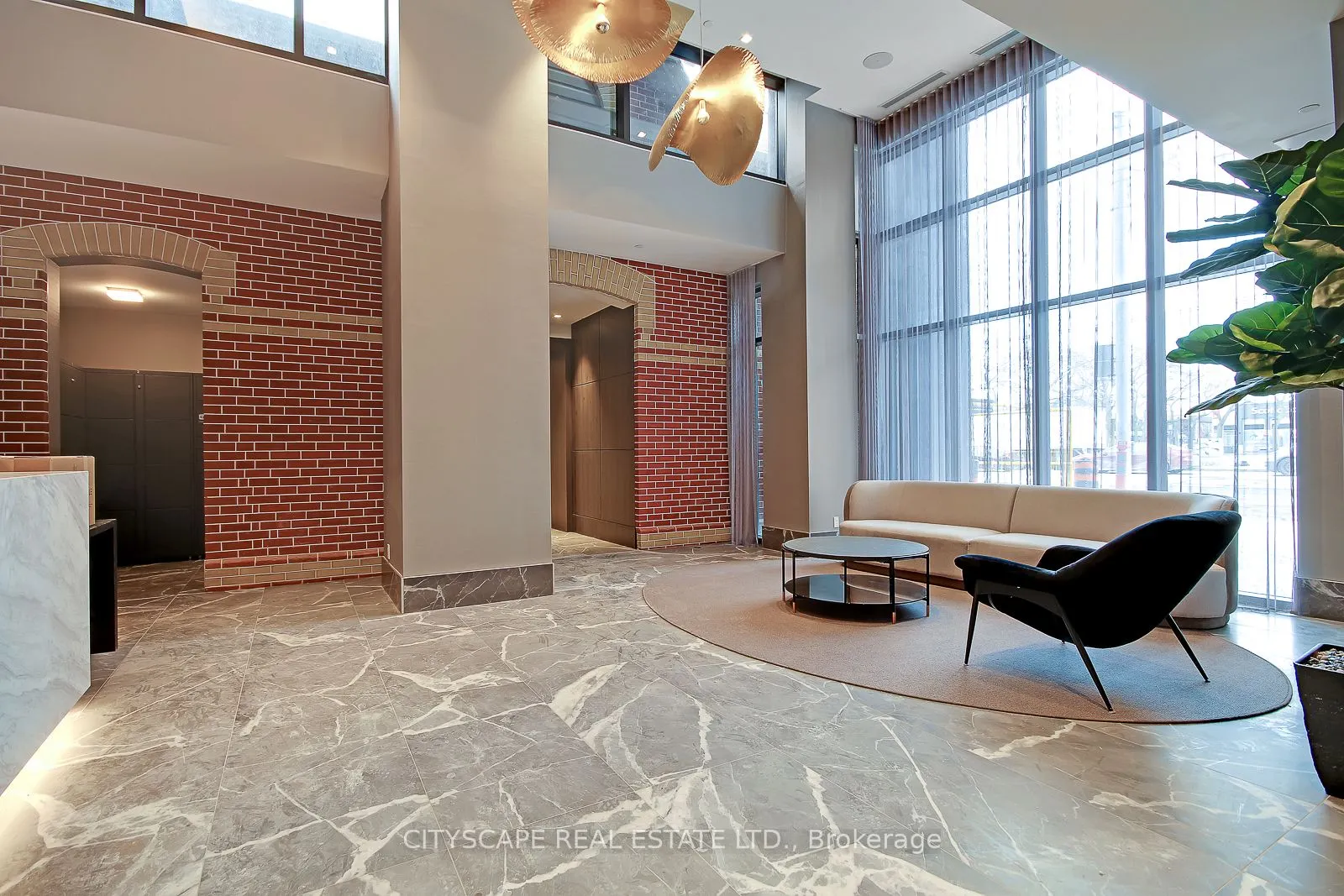 286 Main Street, #1401