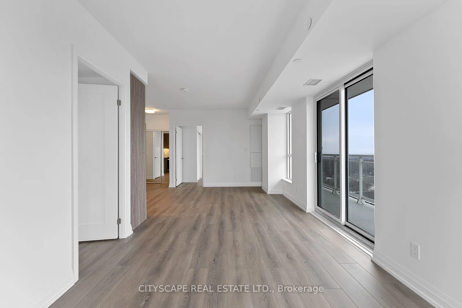 286 Main Street, #1401