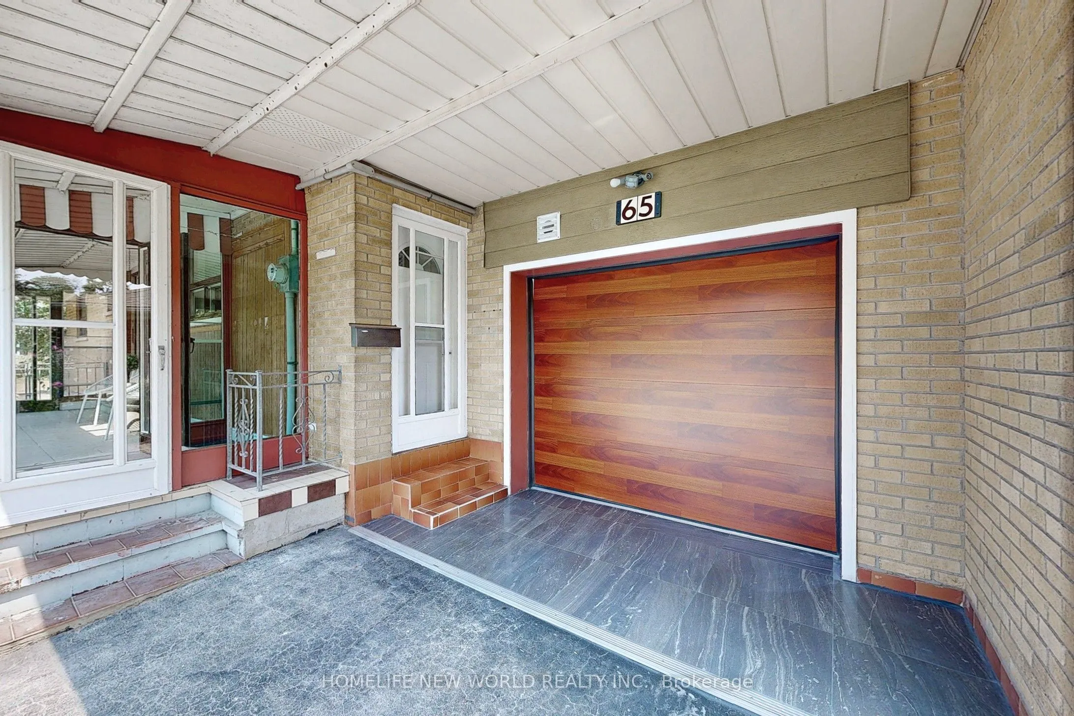 65 Donalda Crescent