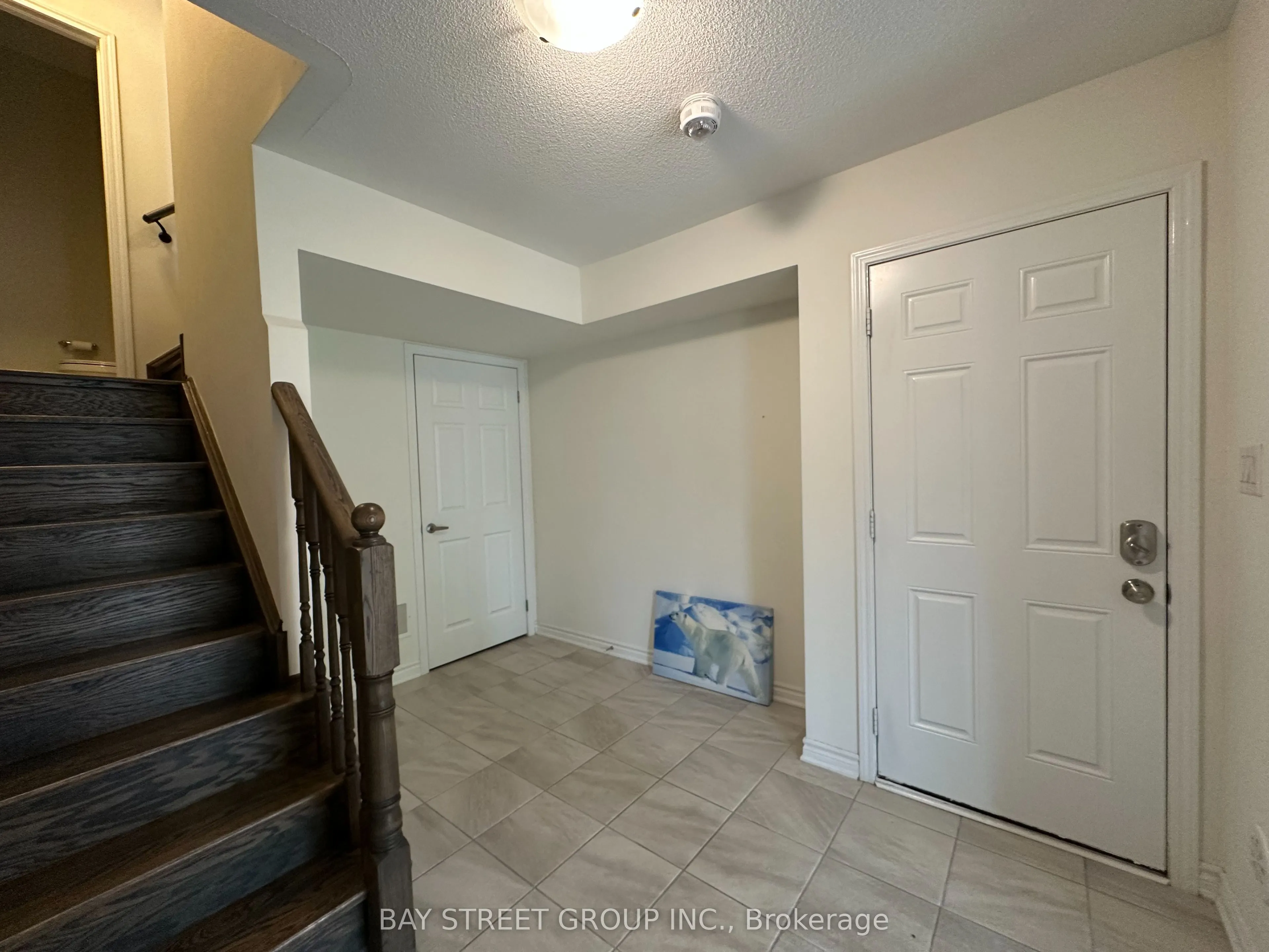 1053 Clipper Lane
