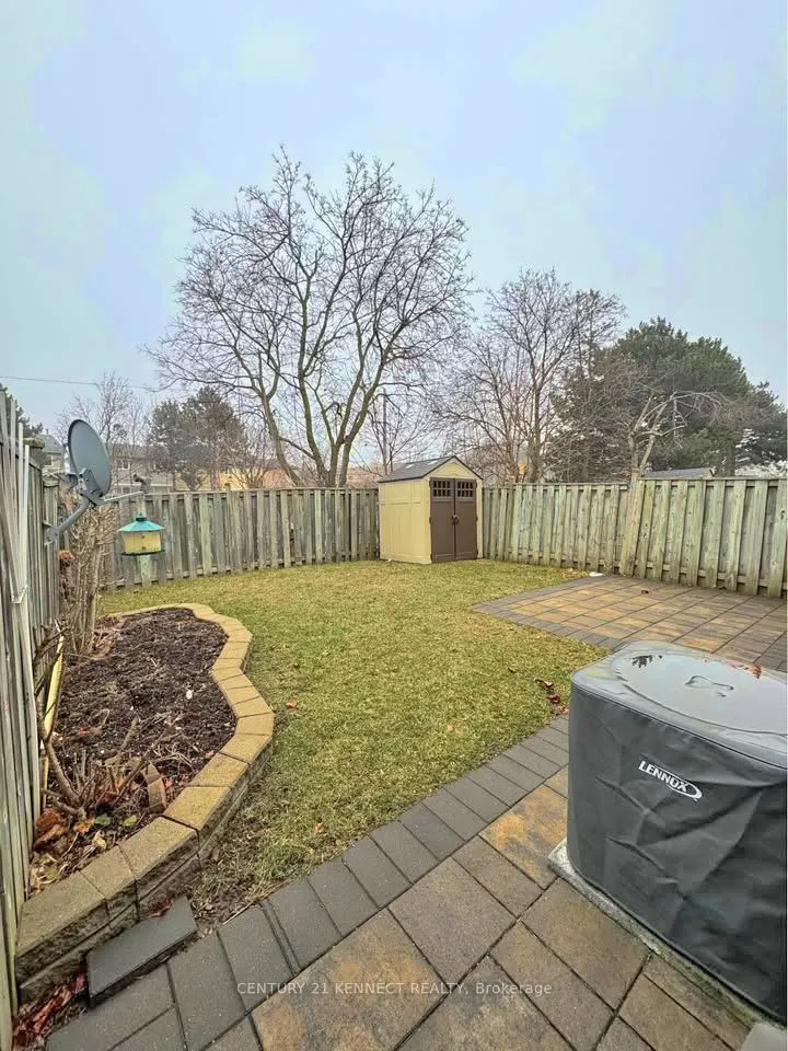 68 Greenleaf Terrace