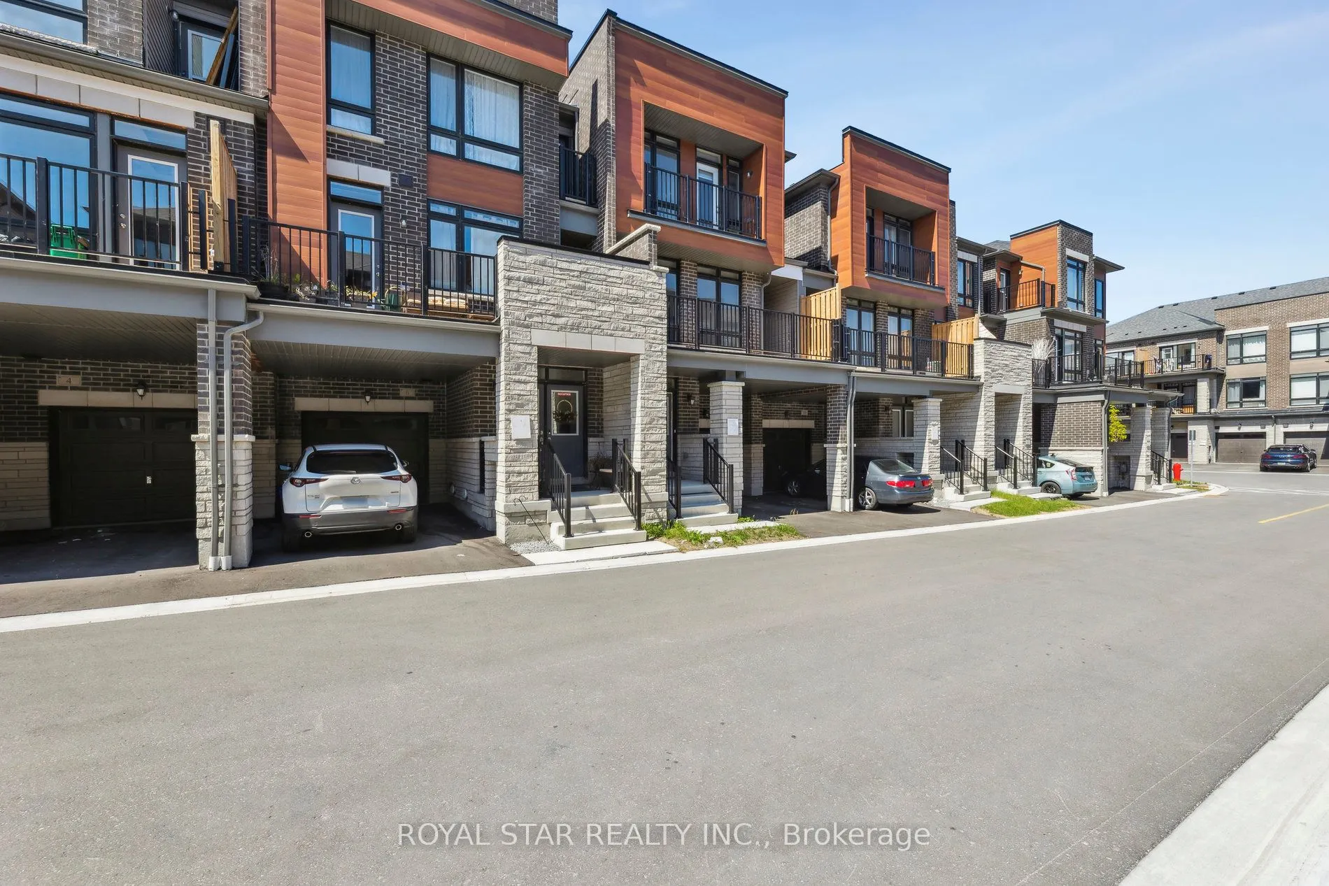 8 Coppini Lane