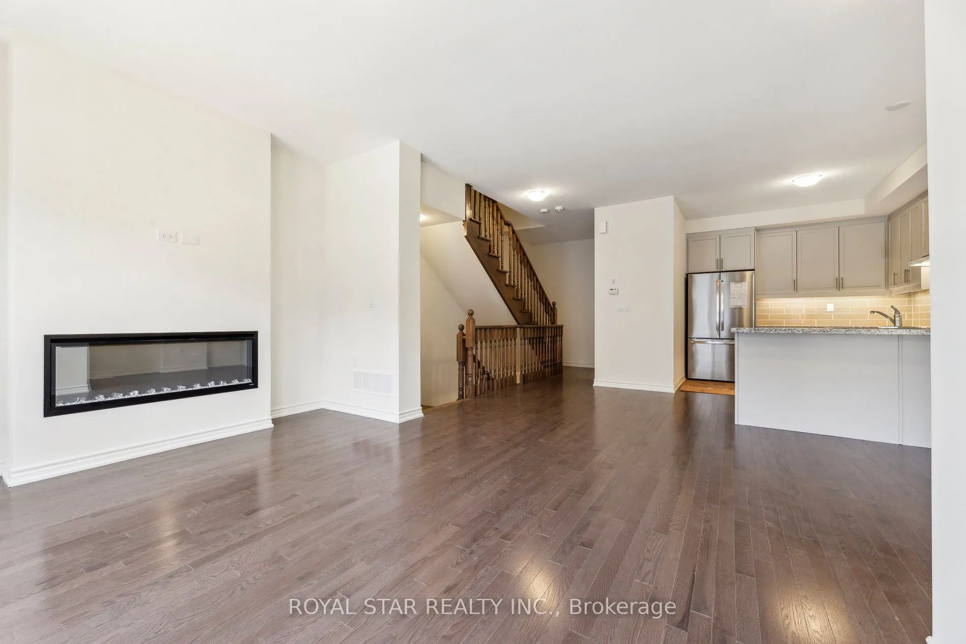 8 Coppini Lane