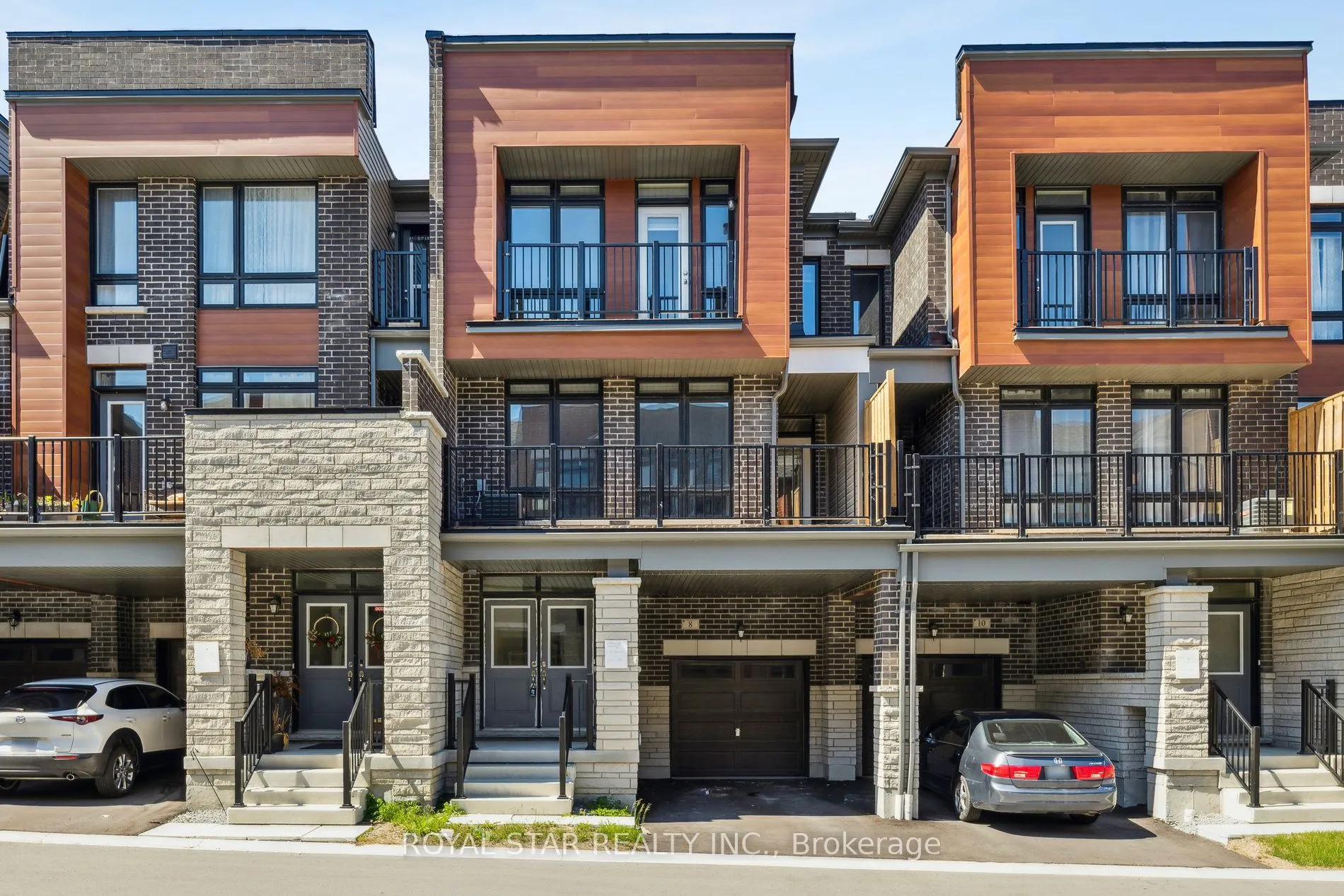 8 Coppini Lane