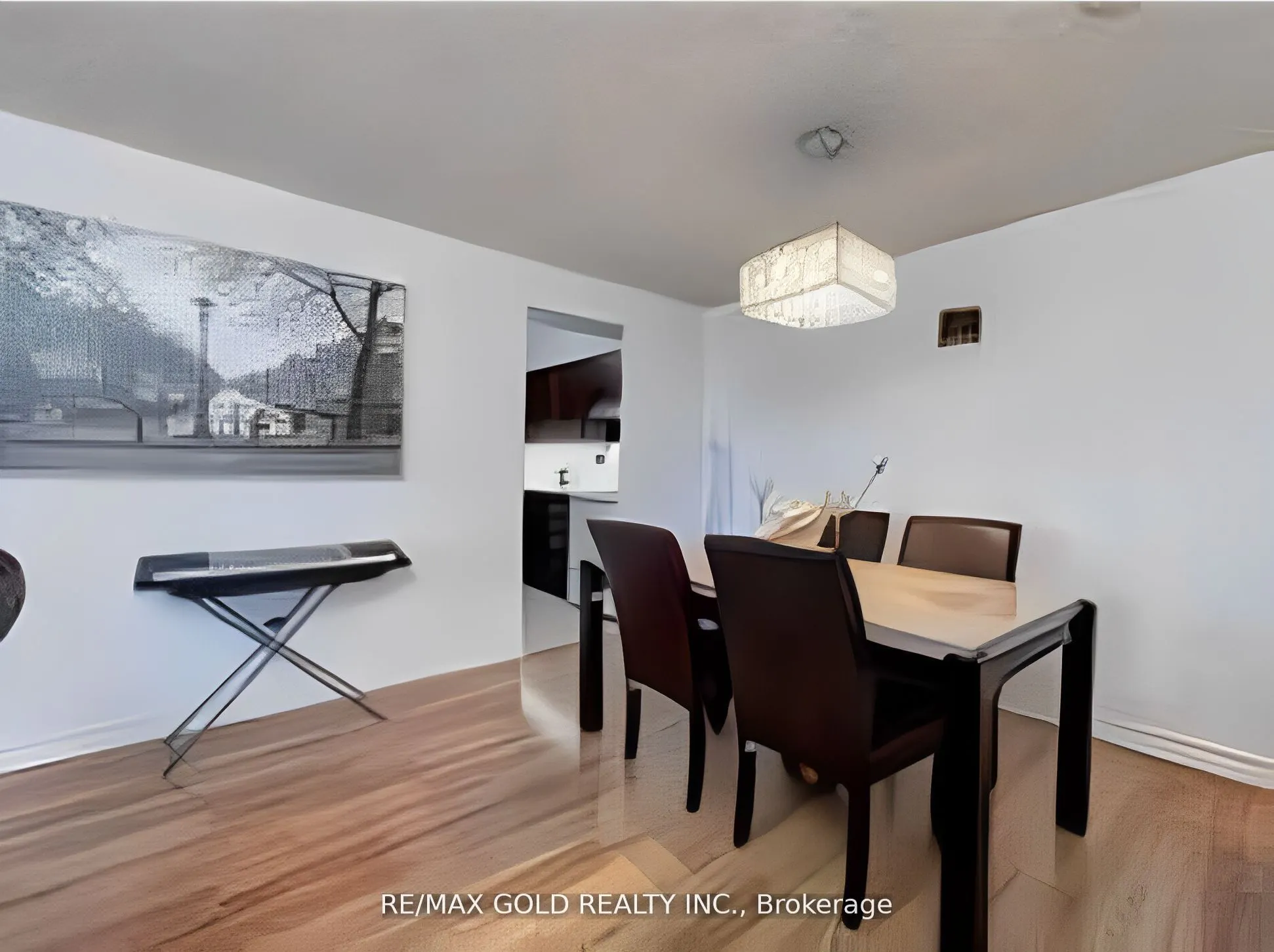 10 Tapscott Road, #907