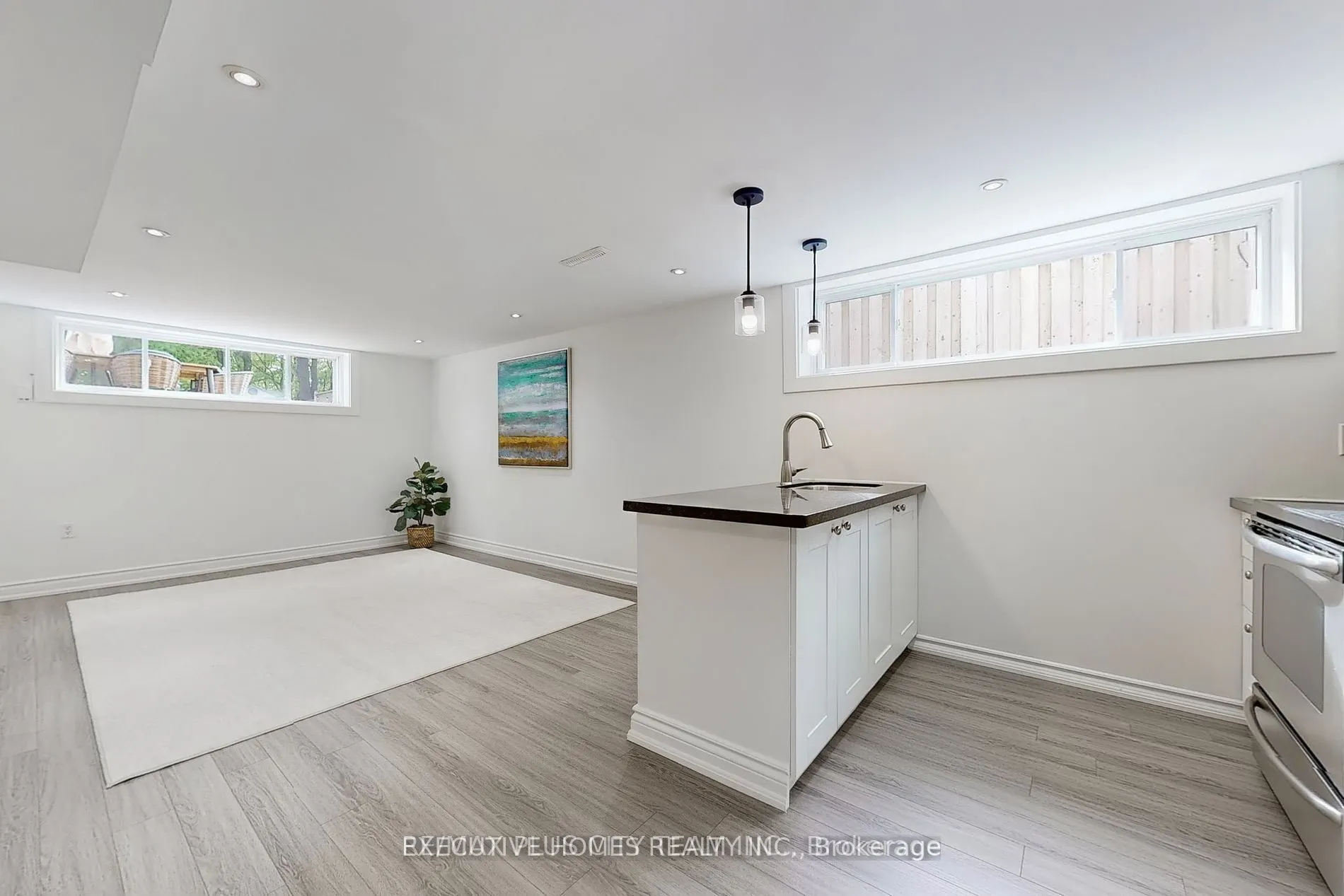5 Penetang Cres (Basement) Crescent