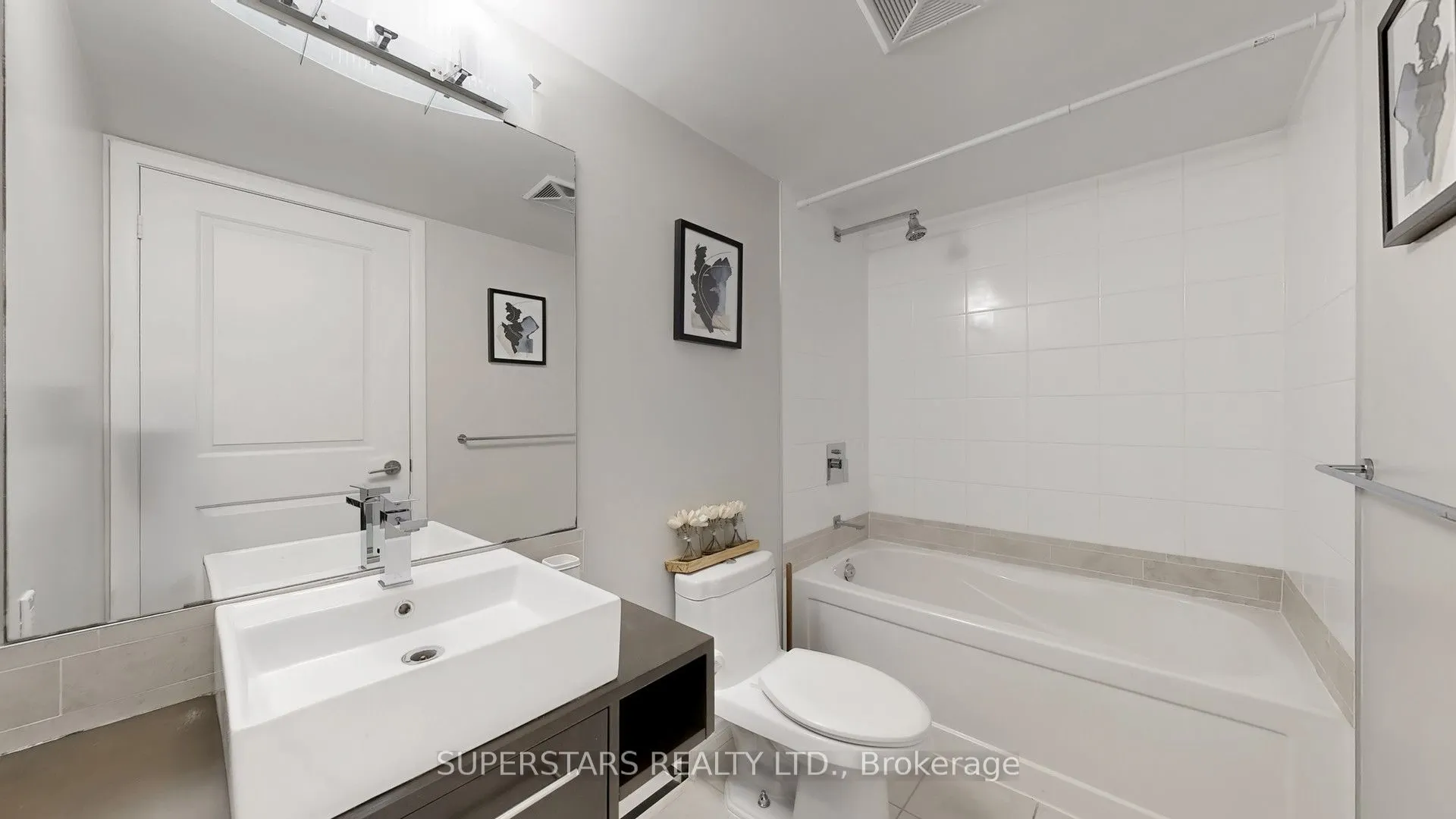 25 Town Centre Court, #1608