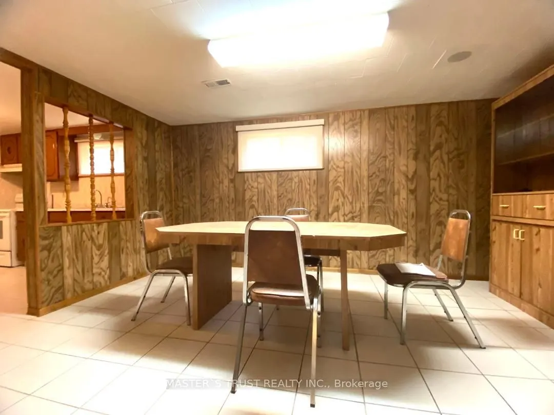 4 Tidworth Square, #Bsmt