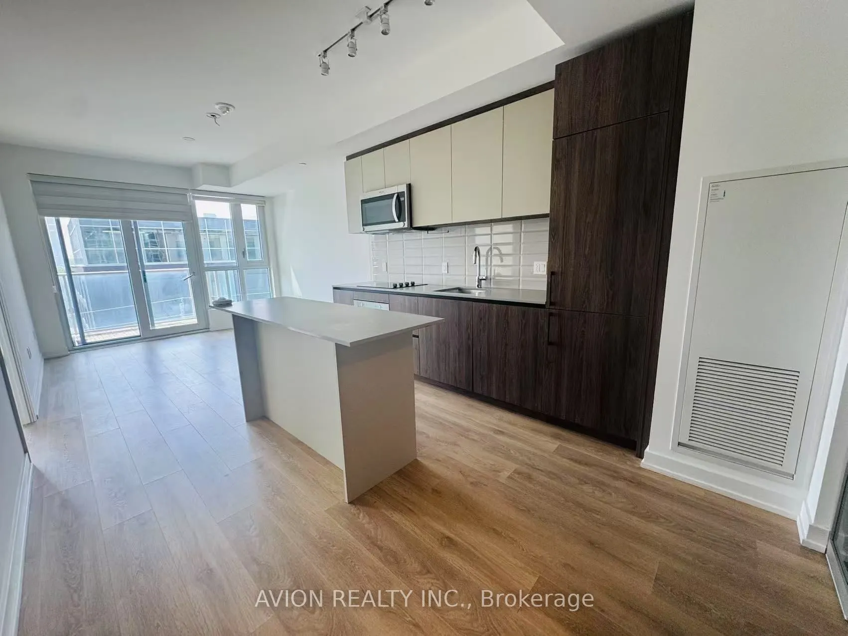 150 Logan Avenue, #545