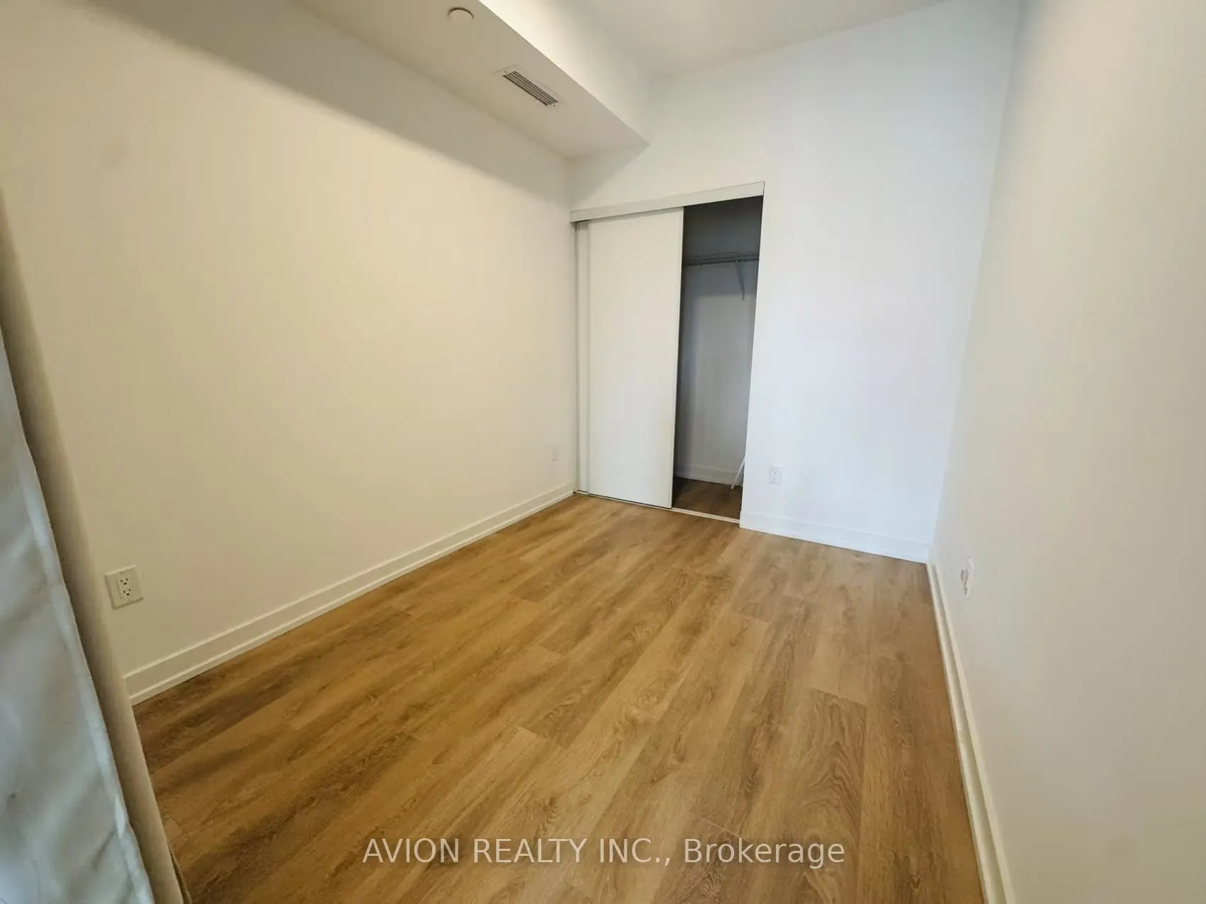 150 Logan Avenue, #545
