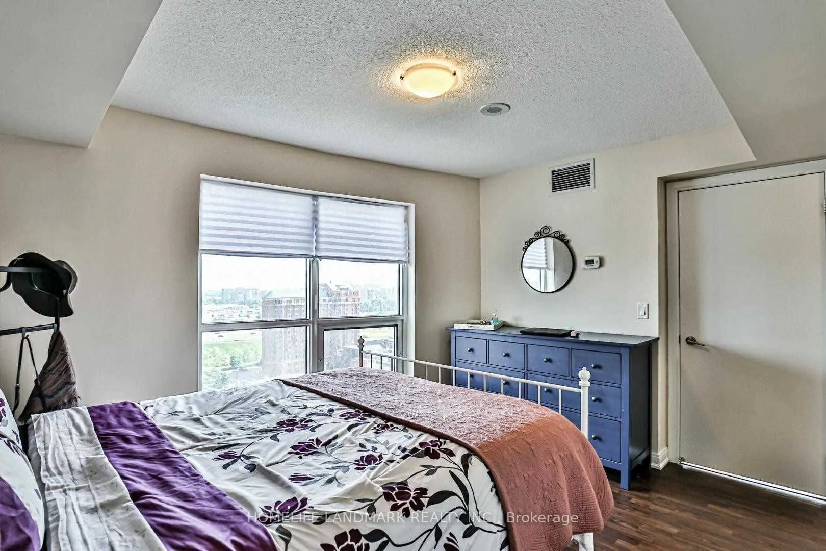 181 Village Green Square, #1714