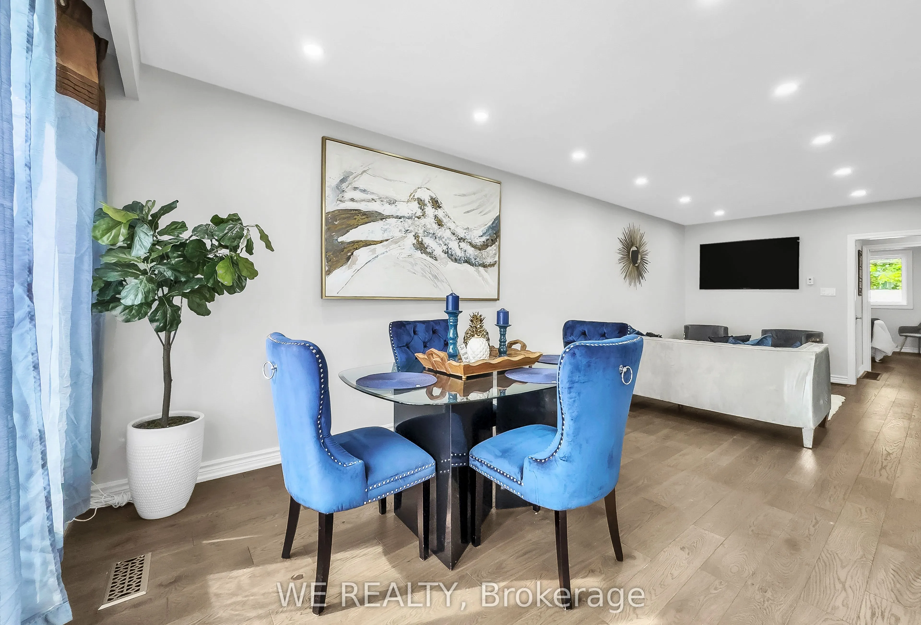 62 Billingsgate Crescent