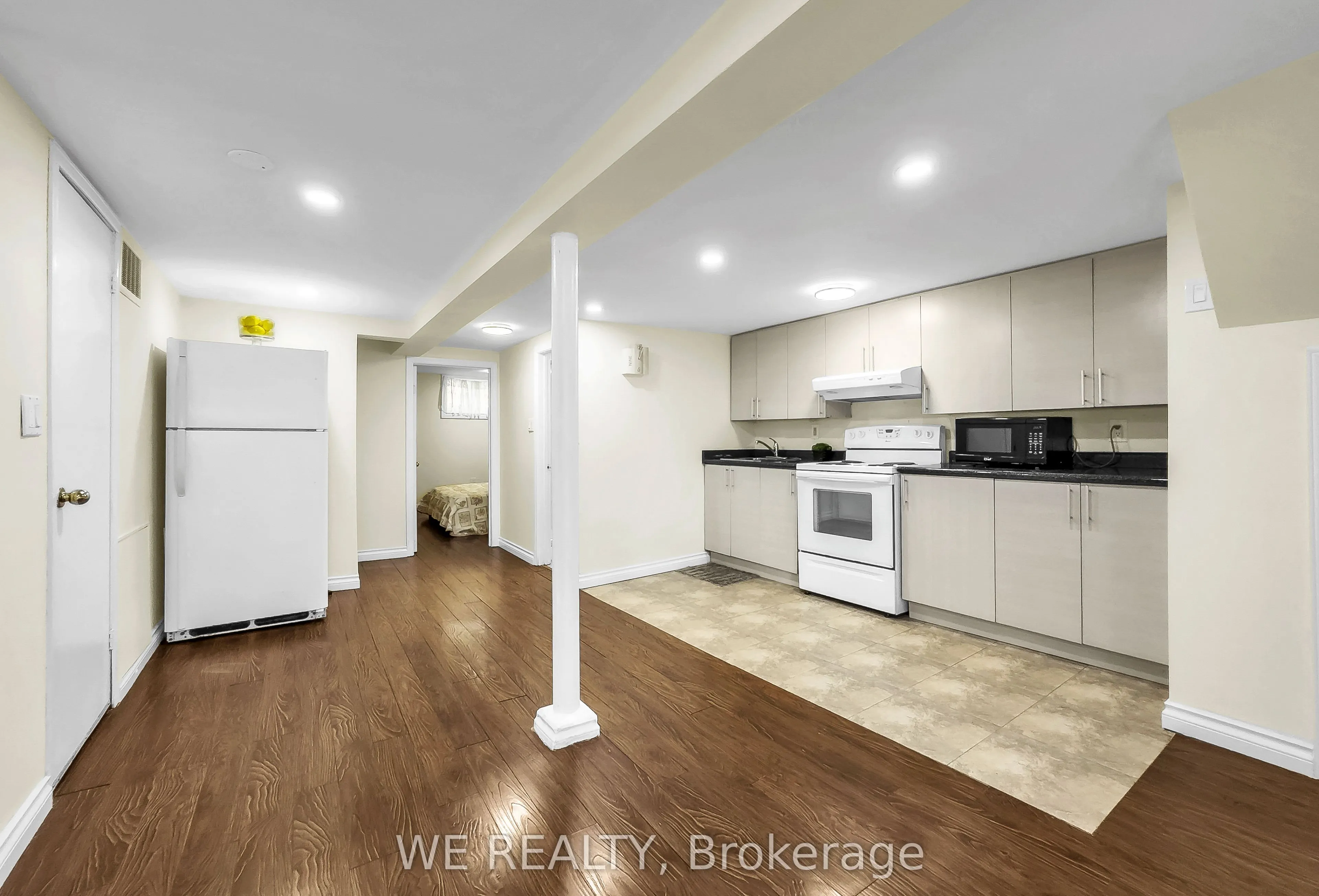 62 Billingsgate Crescent