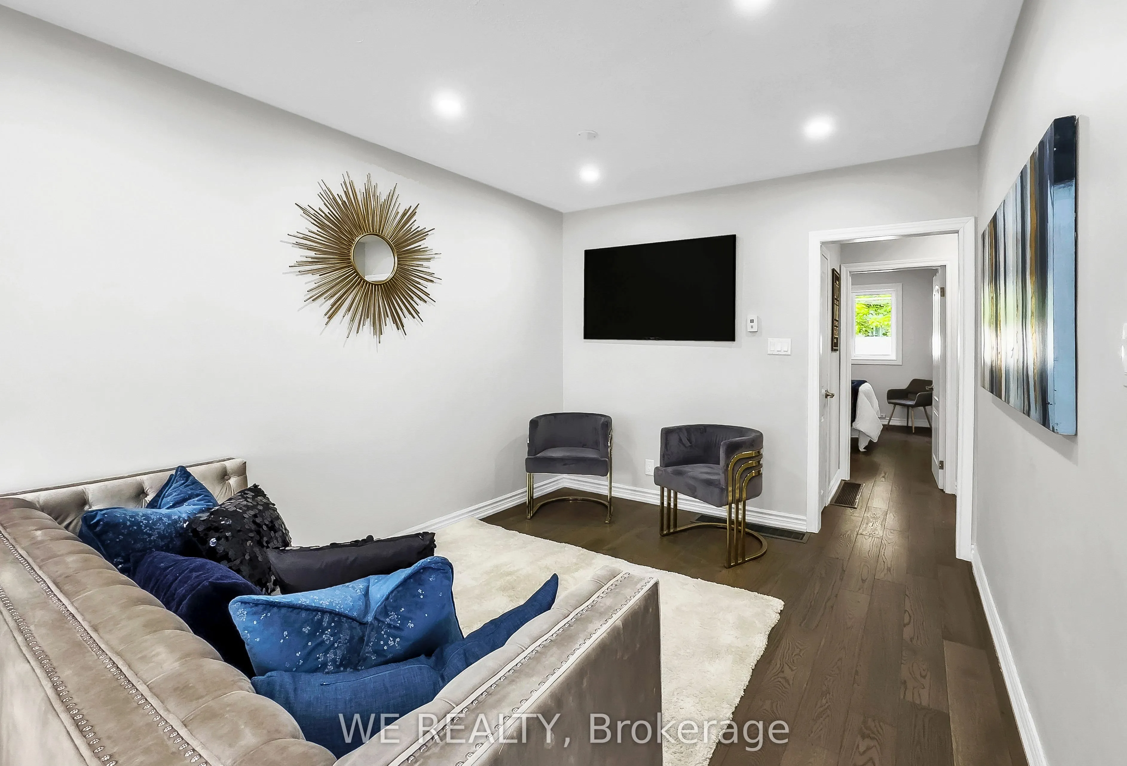 62 Billingsgate Crescent