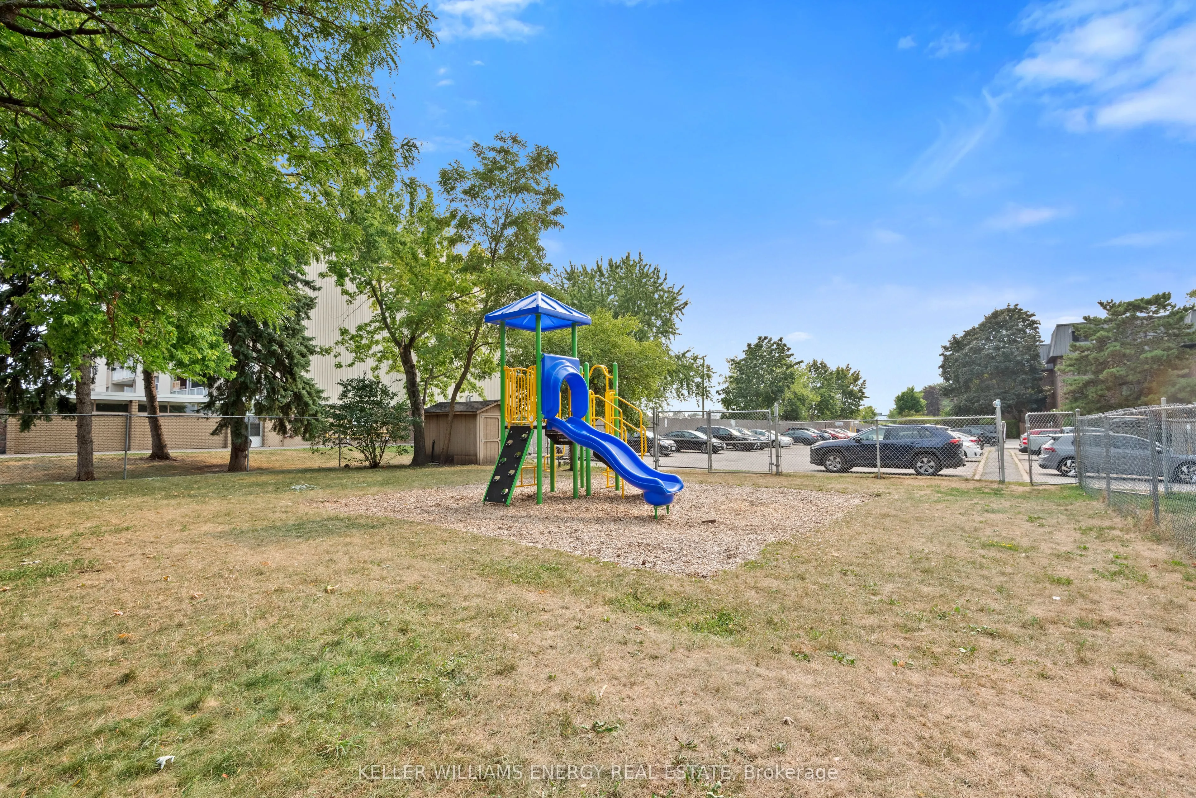 43 Taunton Road E, #1