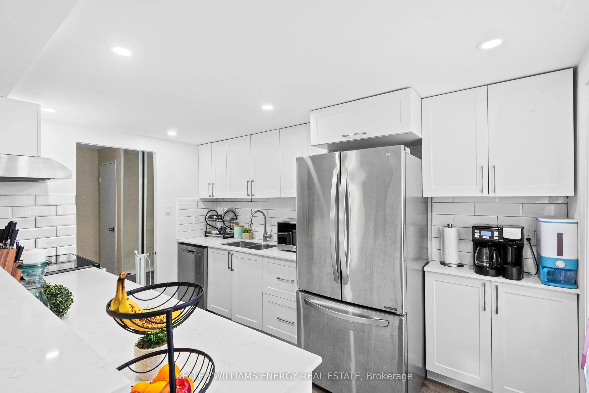 43 Taunton Road E, #1