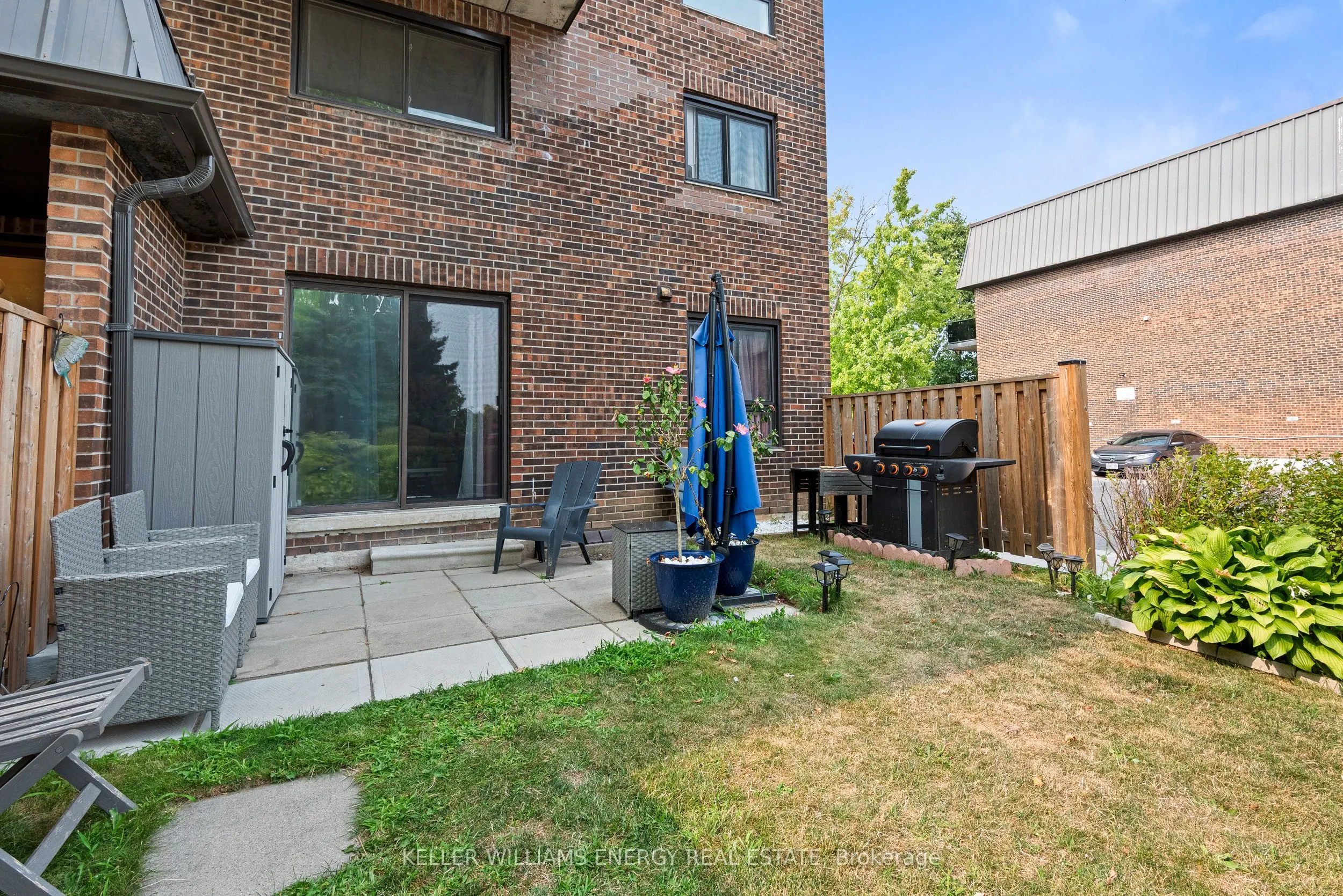 43 Taunton Road E, #1