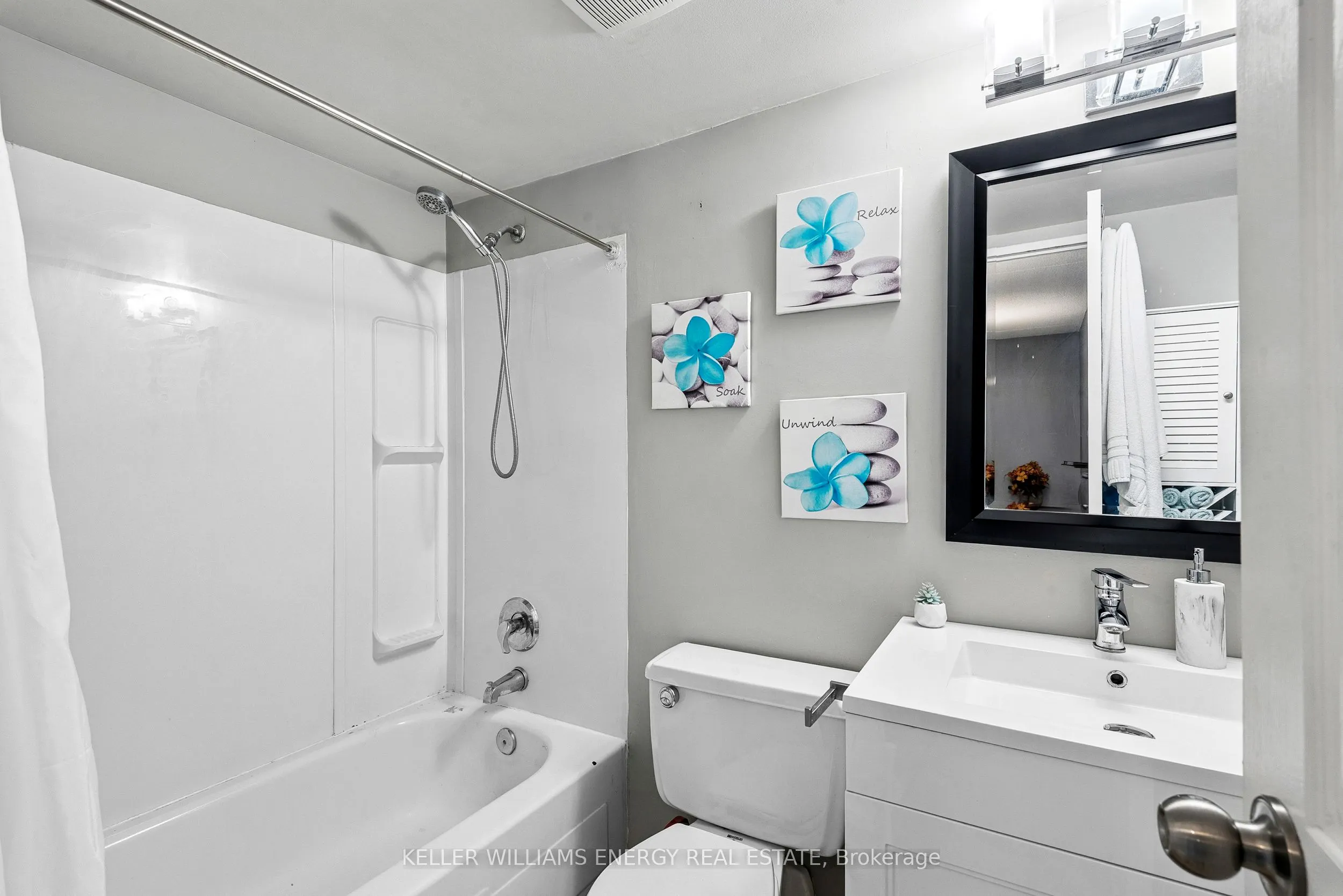 43 Taunton Road E, #1