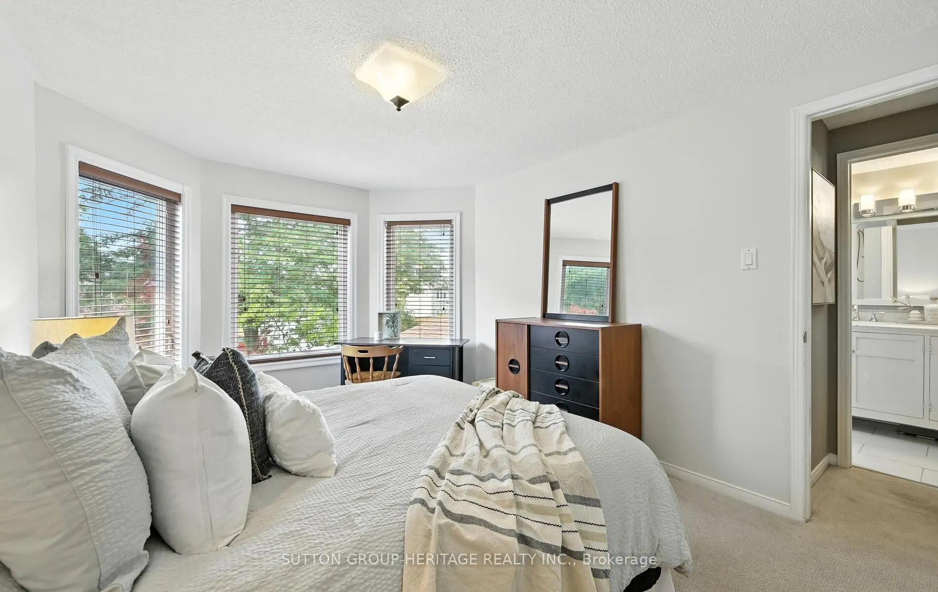 40 Redmond Drive