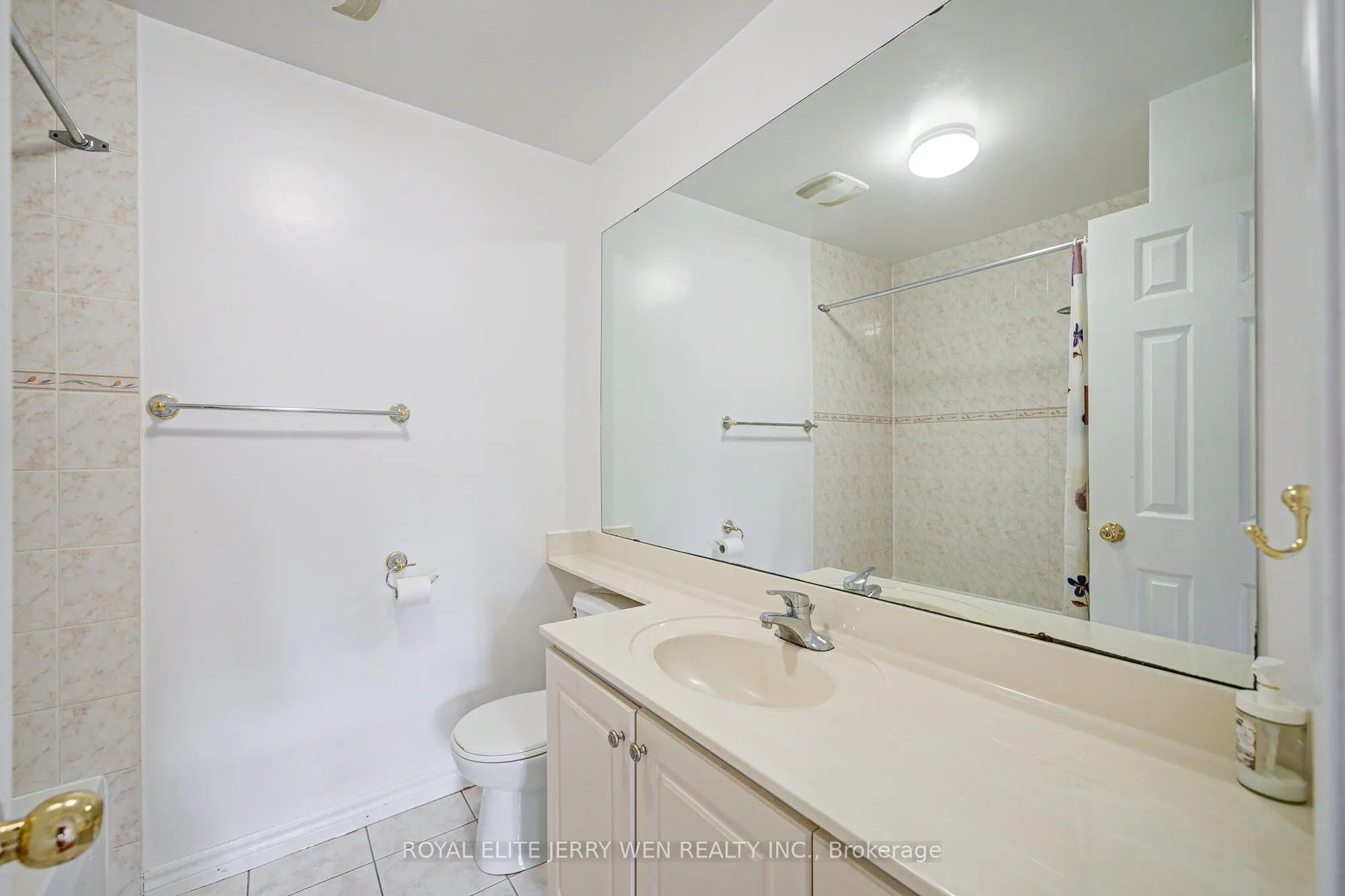 27 Dalbret Crescent