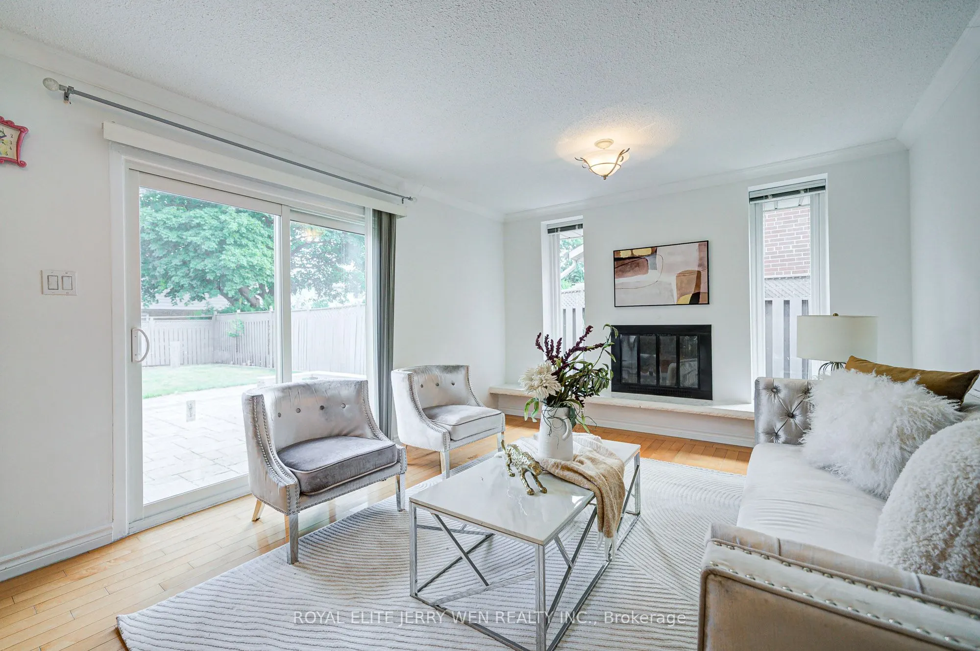 27 Dalbret Crescent