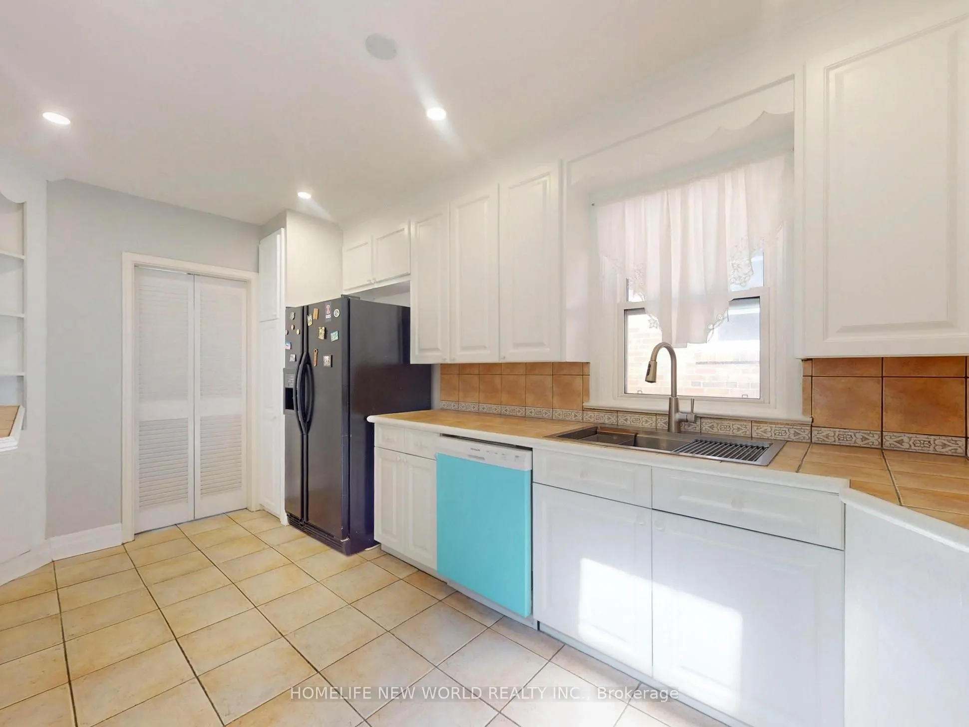 53 Beacham Crescent