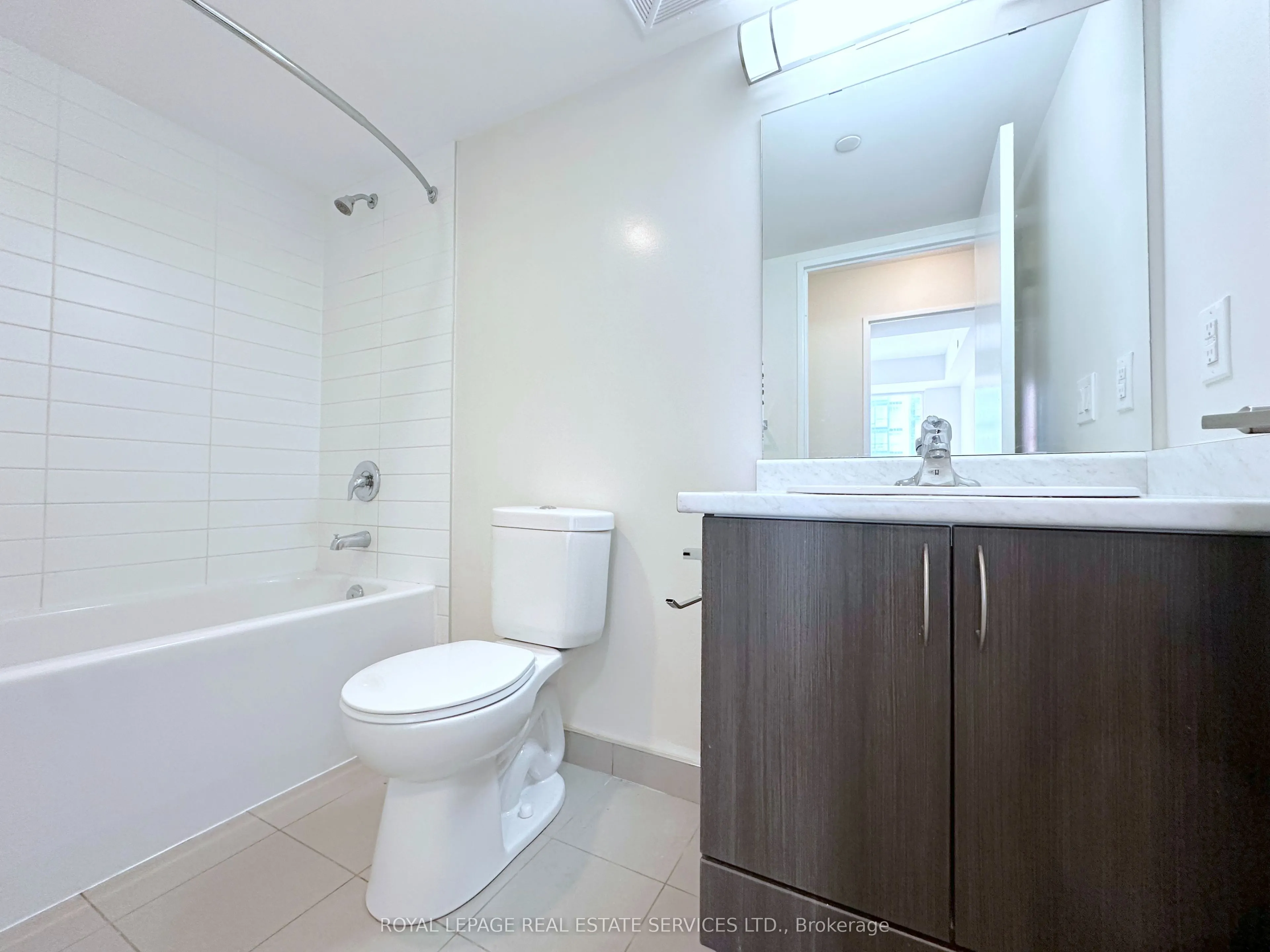 73 Bayly Street W, #622