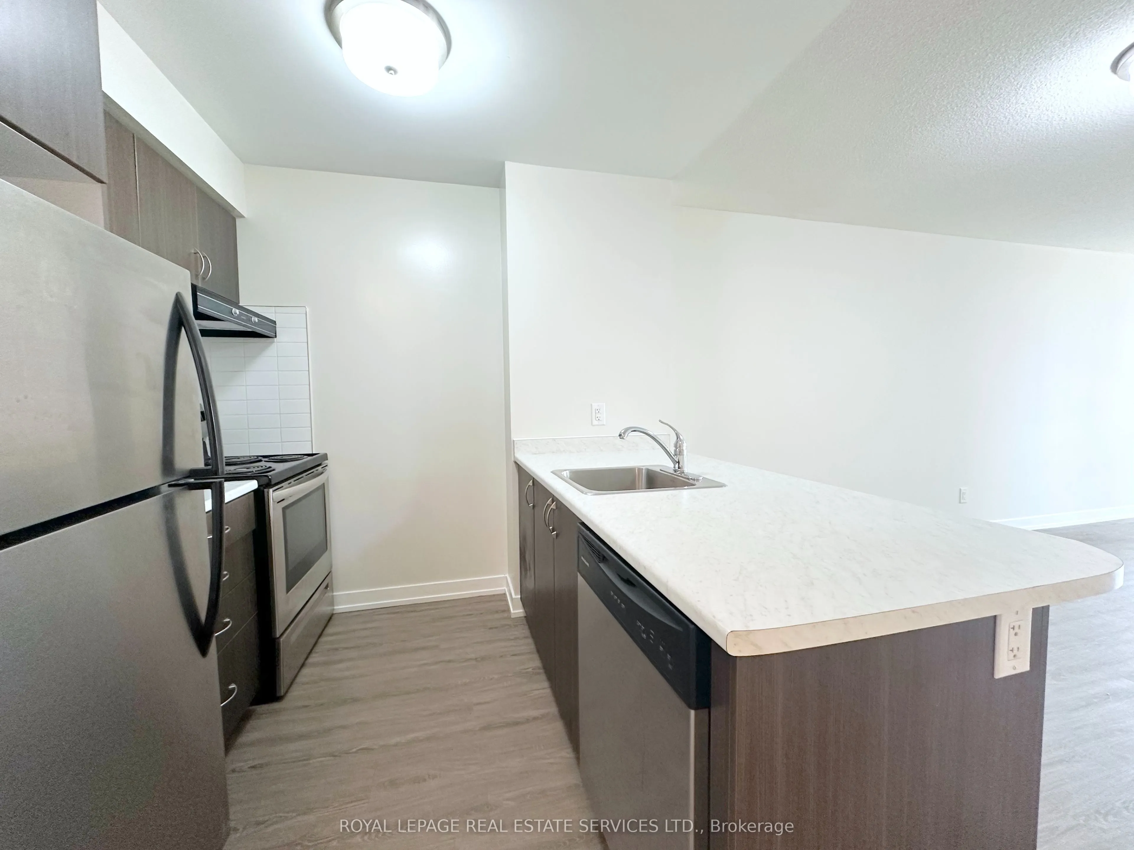 73 Bayly Street W, #622