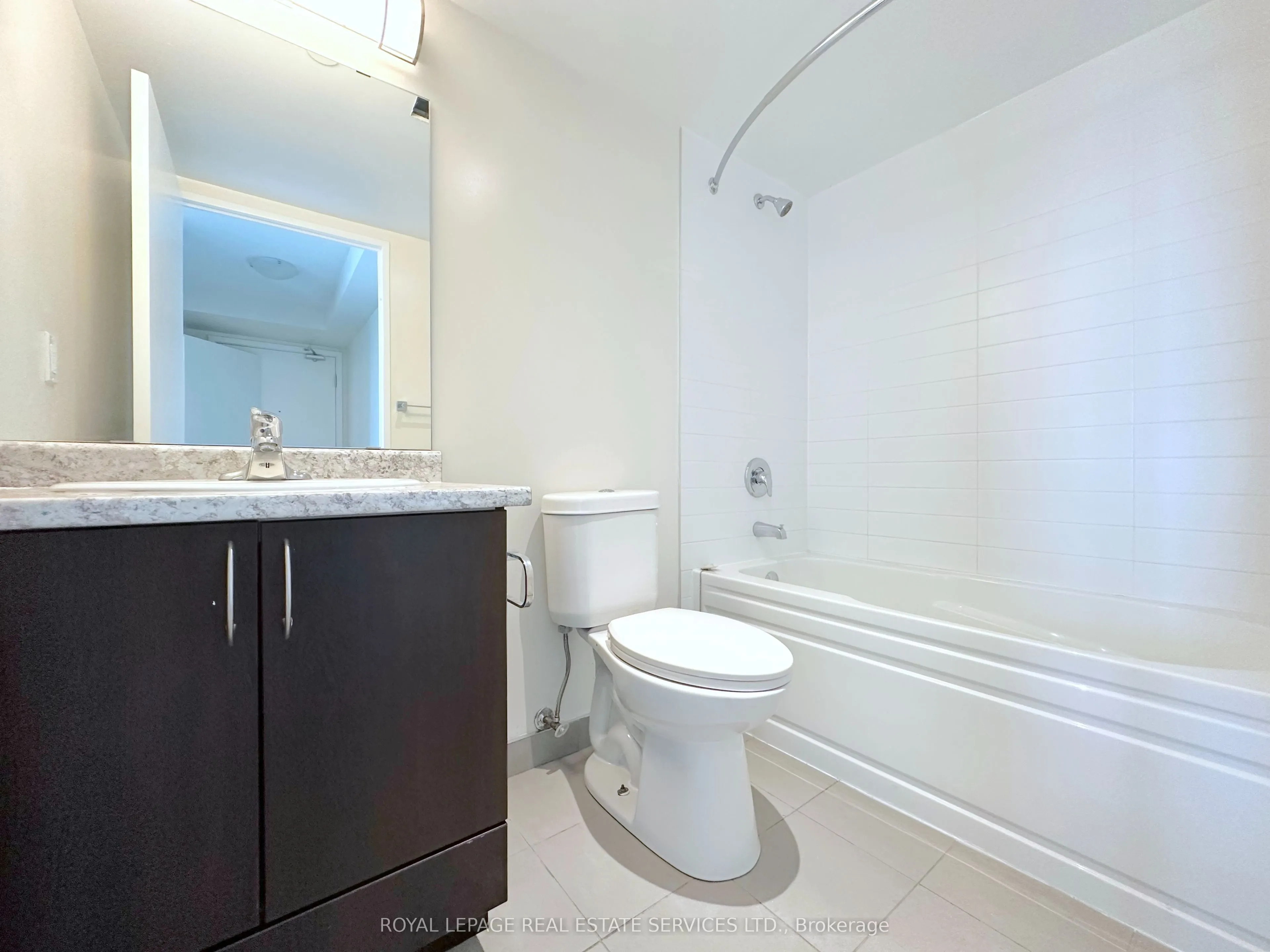 420 Harwood Avenue S, #2403