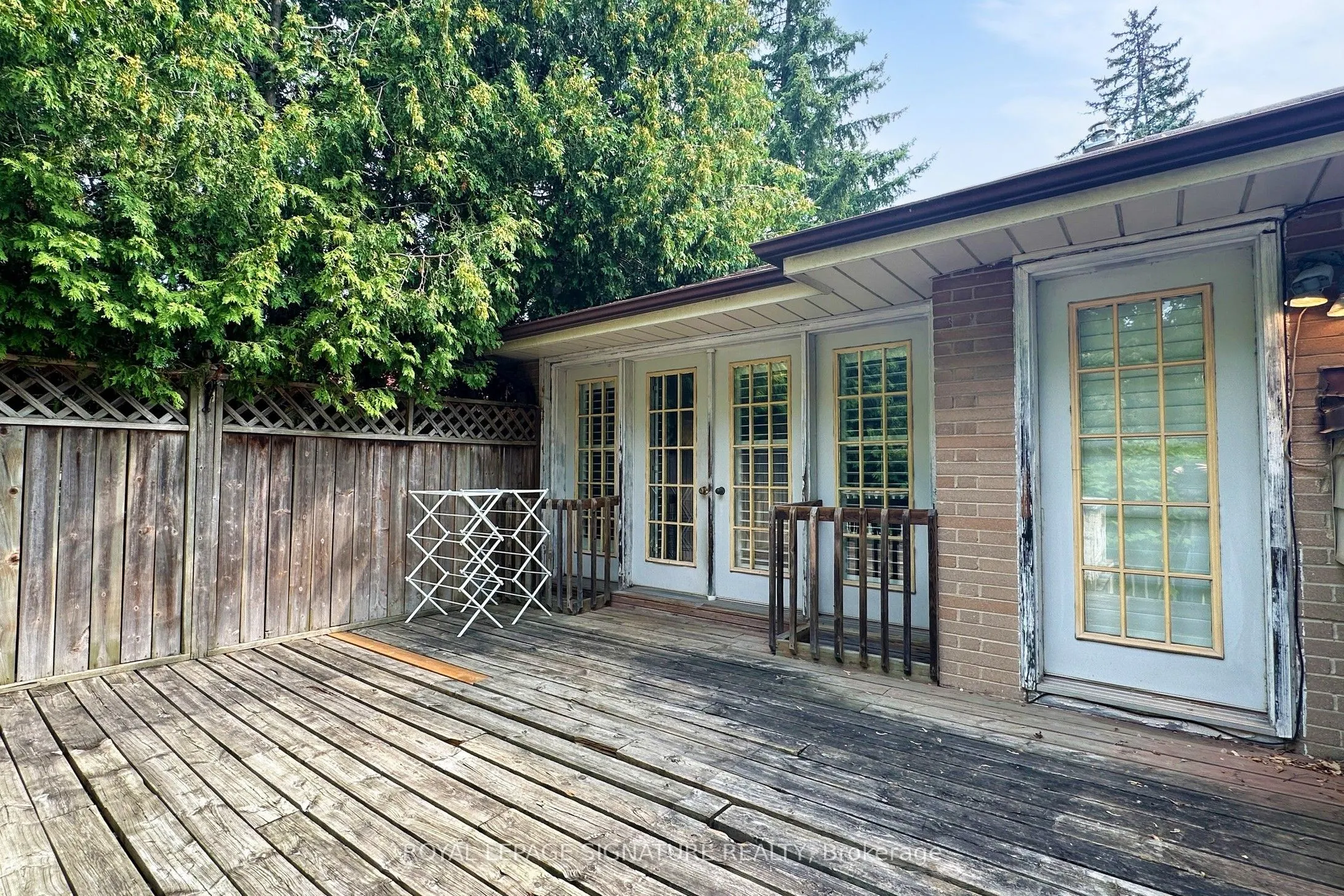 16 Bugle Hill Road