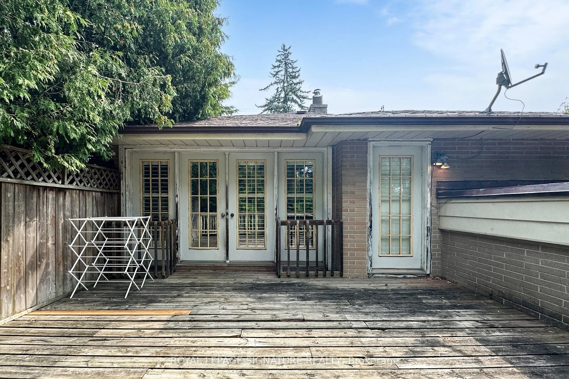 16 Bugle Hill Road