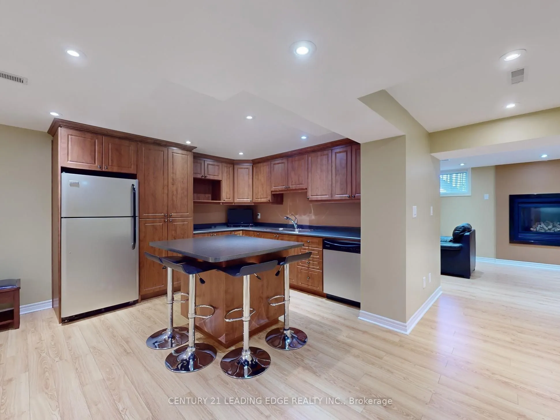 47 Thames Drive