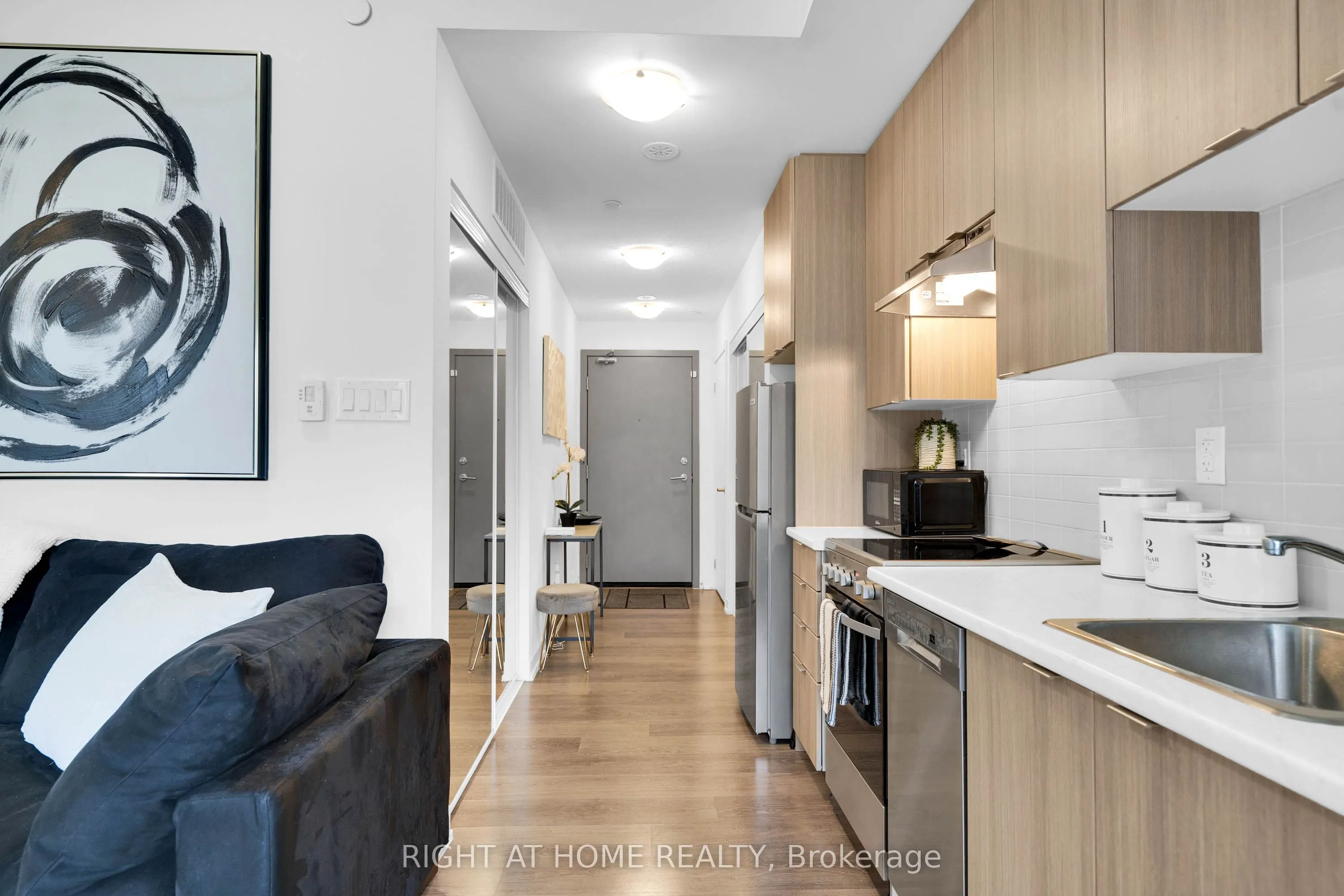 5131 Sheppard Avenue E, #213