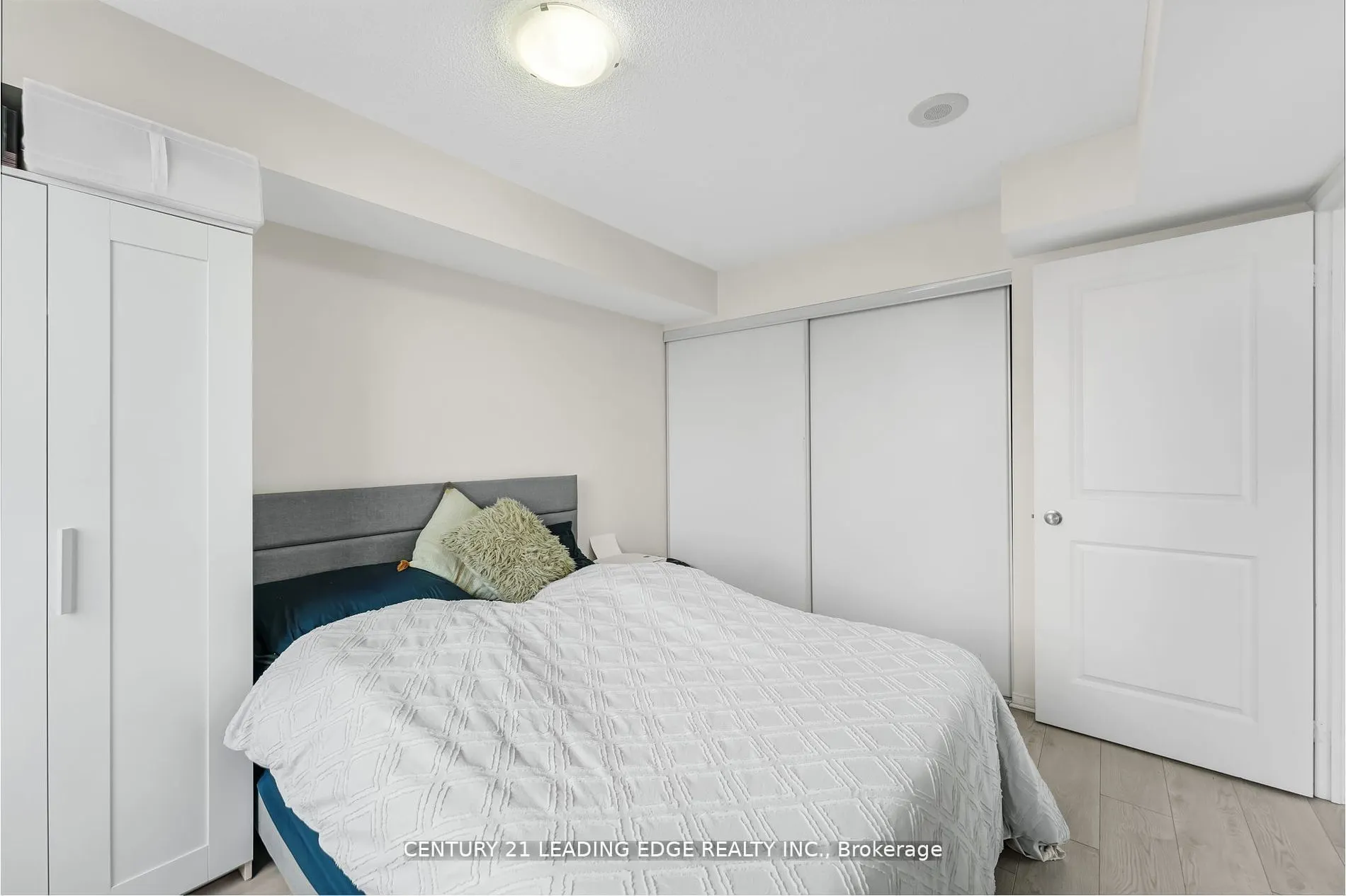 8 Rosebank Drive, #9C