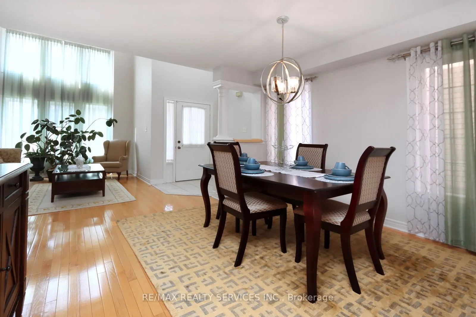 28 Hoile Drive
