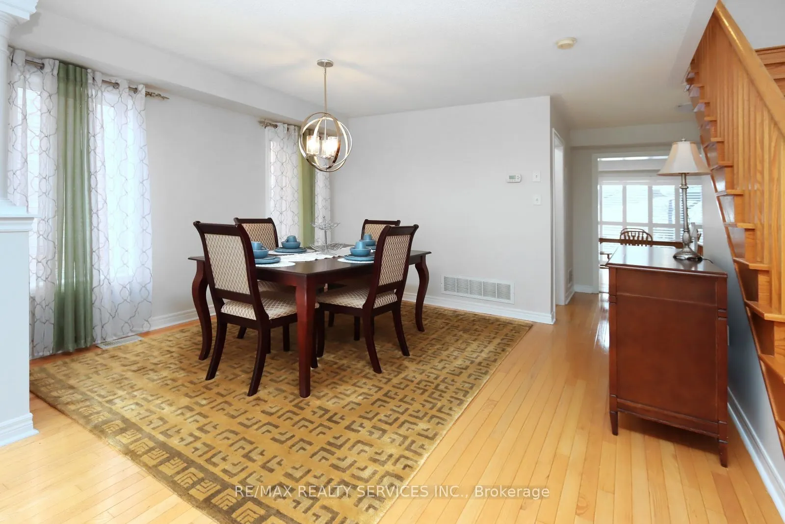 28 Hoile Drive