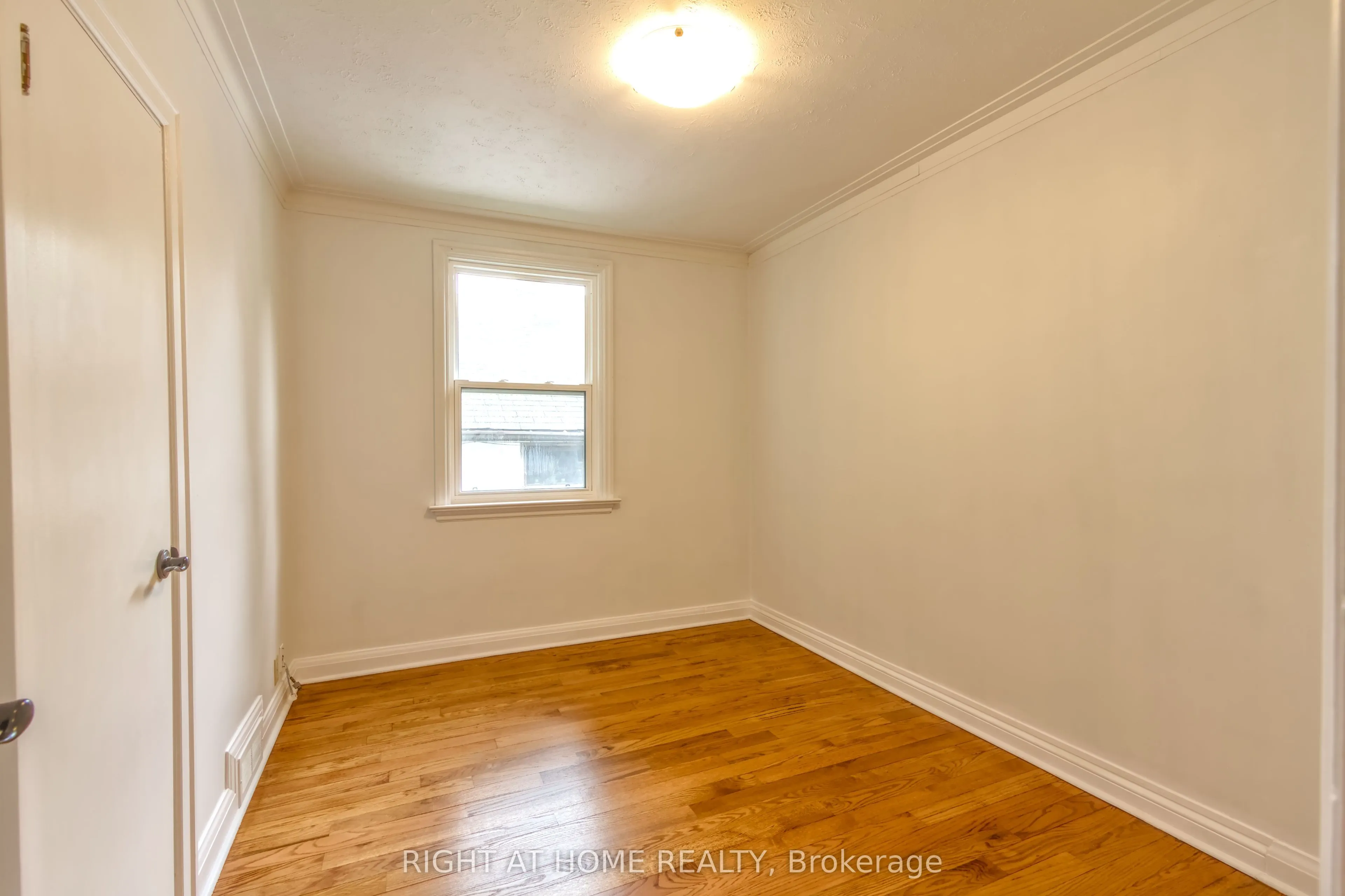 101 Eastville Avenue