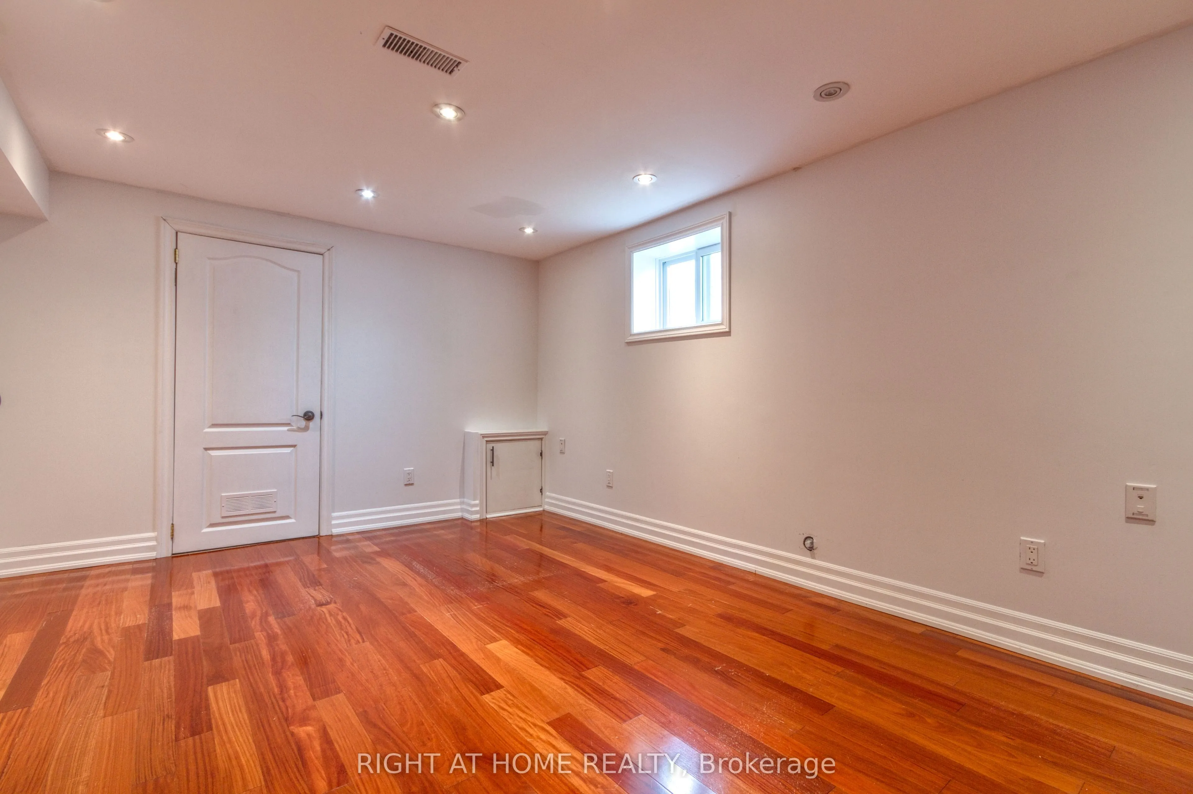 101 Eastville Avenue