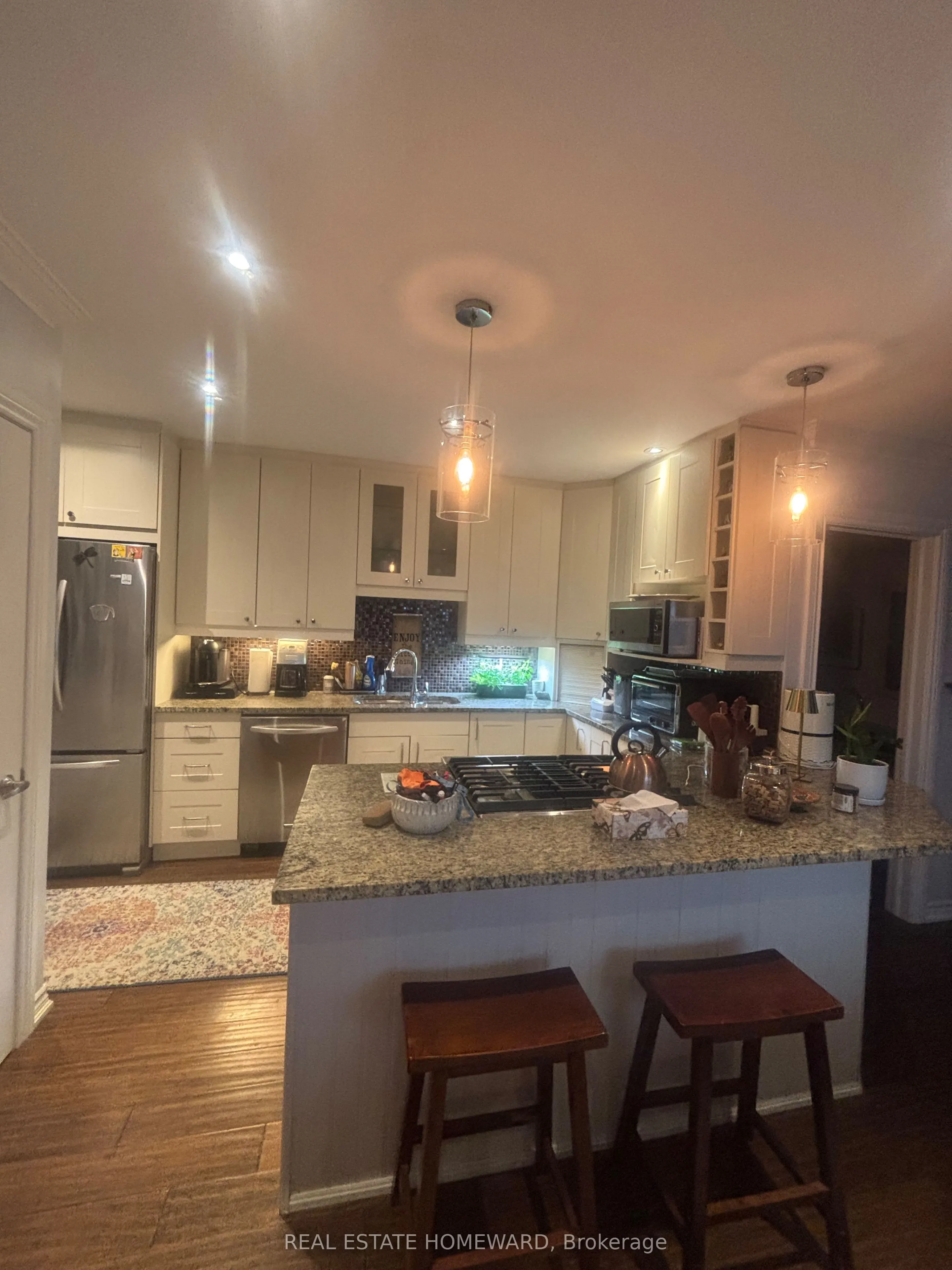 42 Hammersmith Avenue, #Main